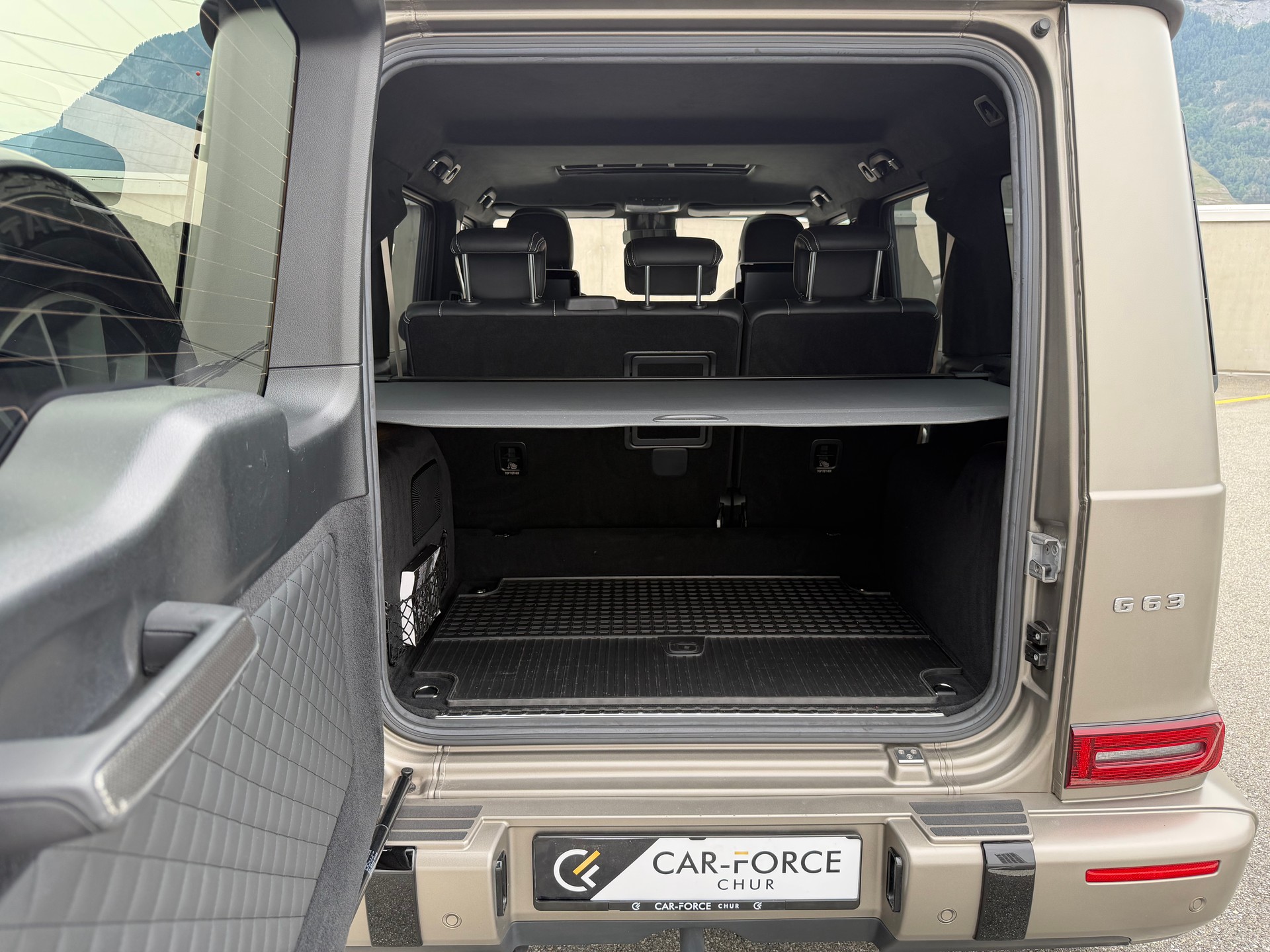 MERCEDES-BENZ G 63 AMG Speedshift Plus G-Tronic G-MANUFAKTUR-image-18