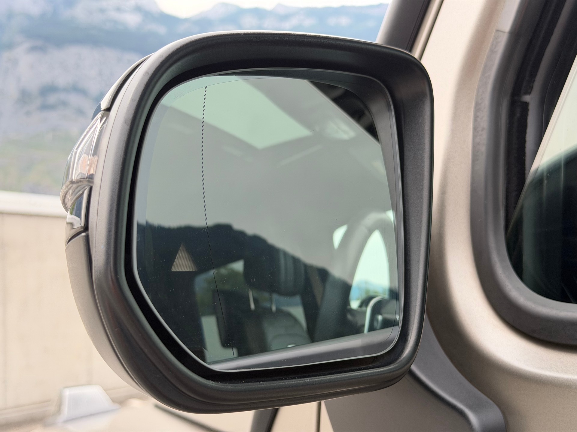 MERCEDES-BENZ G 63 AMG Speedshift Plus G-Tronic G-MANUFAKTUR-image-12