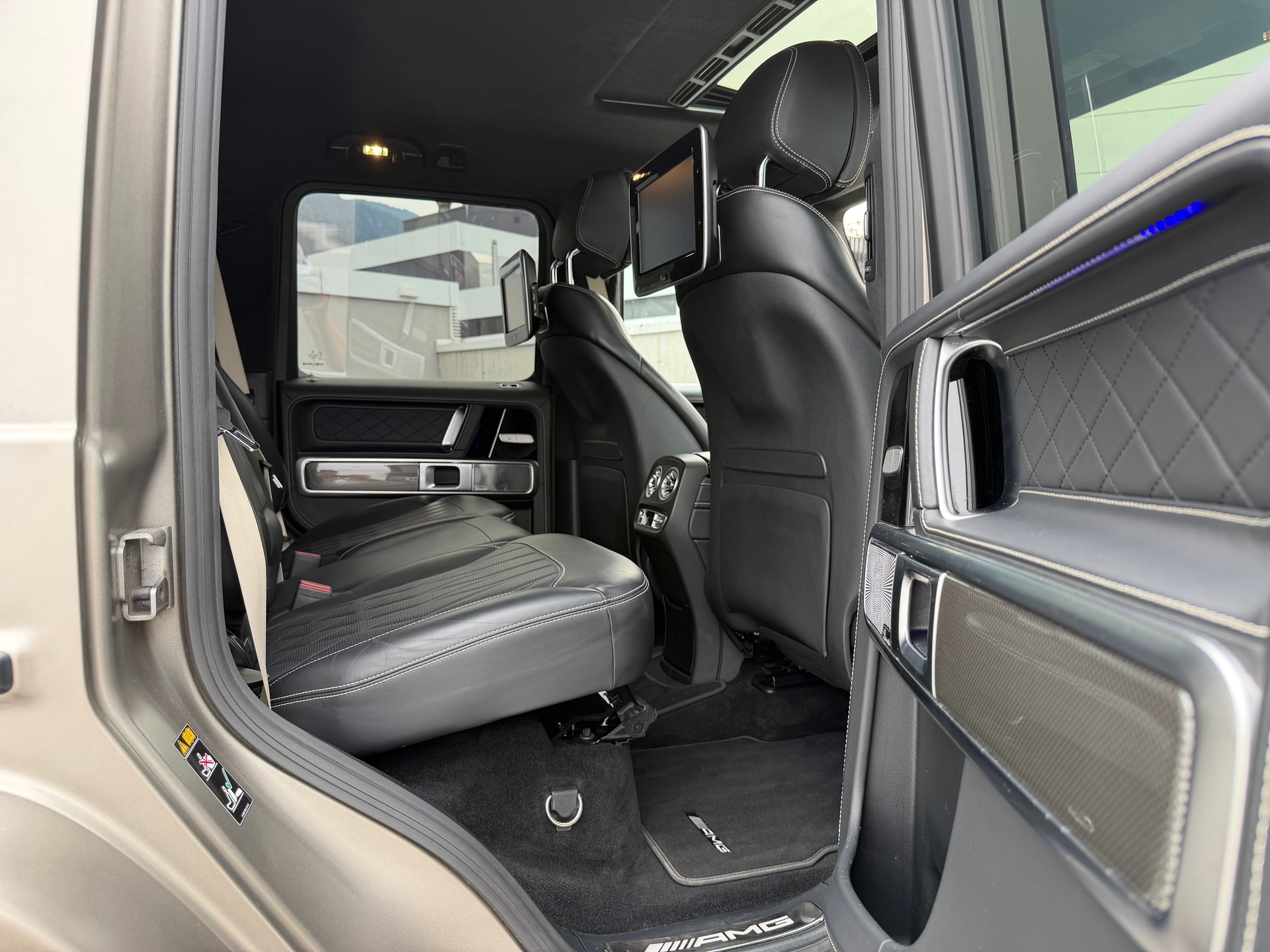 MERCEDES-BENZ G 63 AMG Speedshift Plus G-Tronic G-MANUFAKTUR-image-19