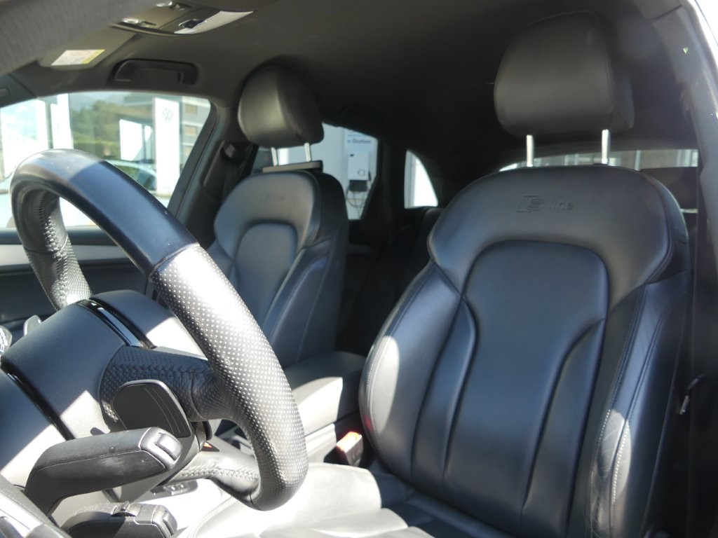 AUDI Q5 2.0 TDI quattro S-tronic-image-9
