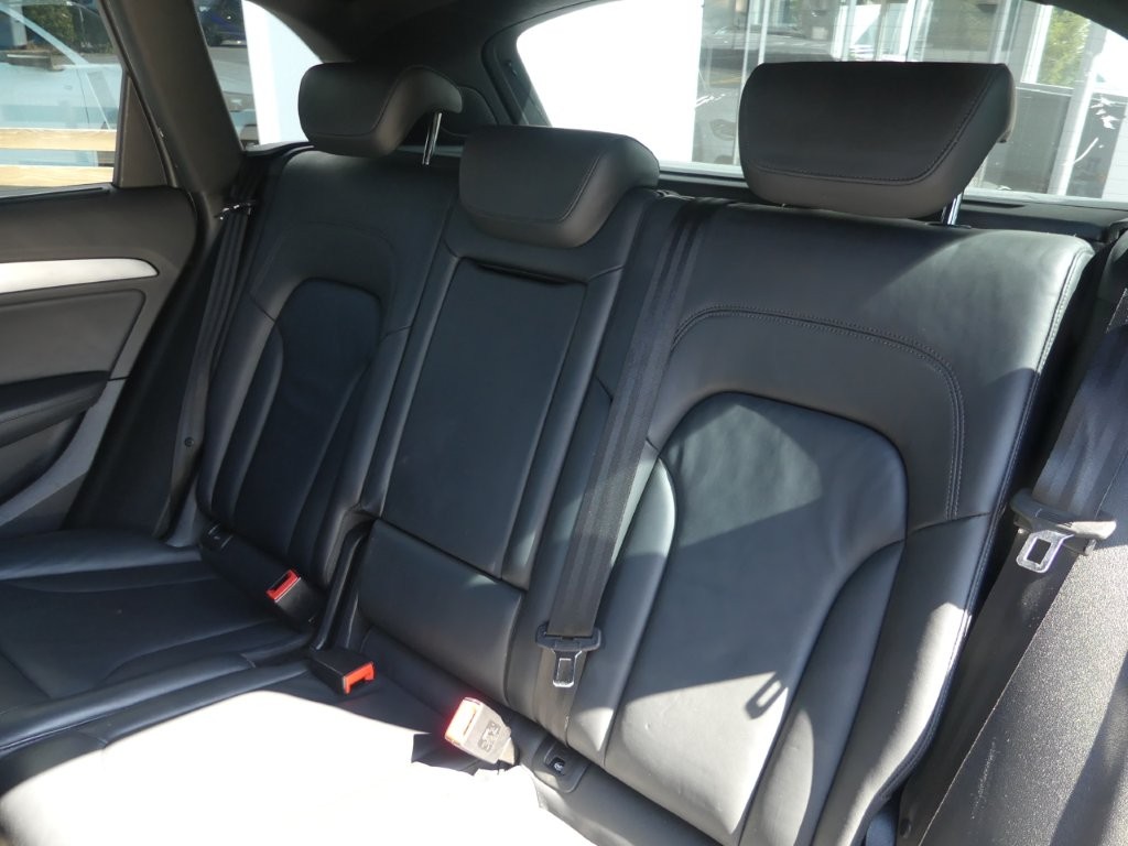 AUDI Q5 2.0 TDI quattro S-tronic-image-11