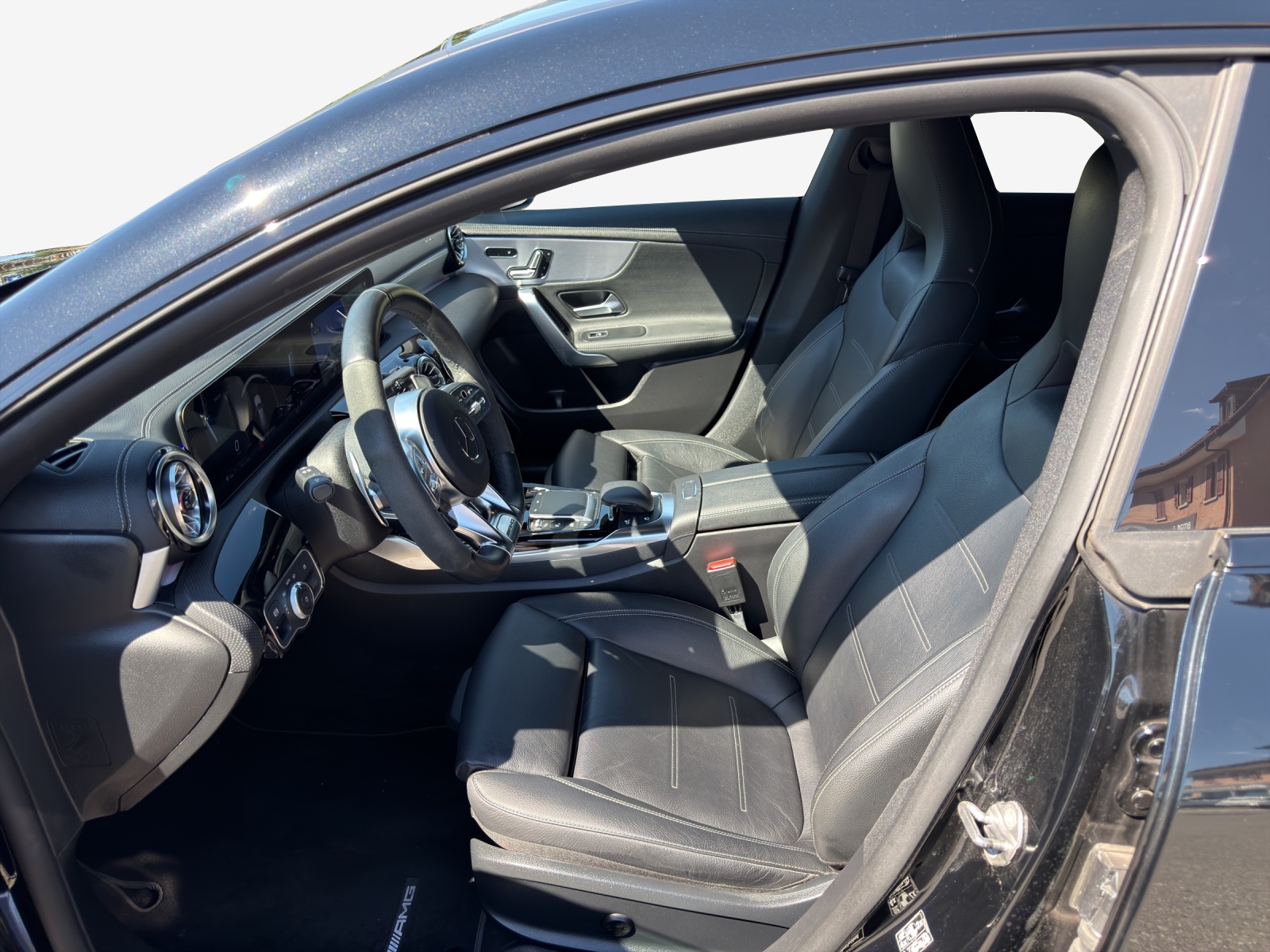MERCEDES-BENZ CLA Shooting Brake 35 AMG 4Matic 7G-DCT-image-7