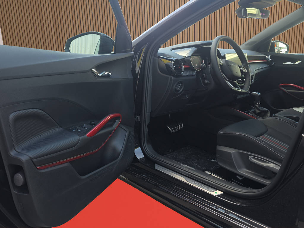 SKODA Fabia 1.5 TSI Monte Carlo DSG-image-10