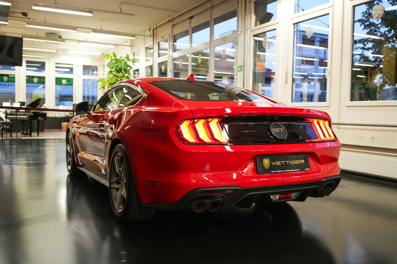 FORD Mustang Fastback 5.0 V8 GT Automat-image-3