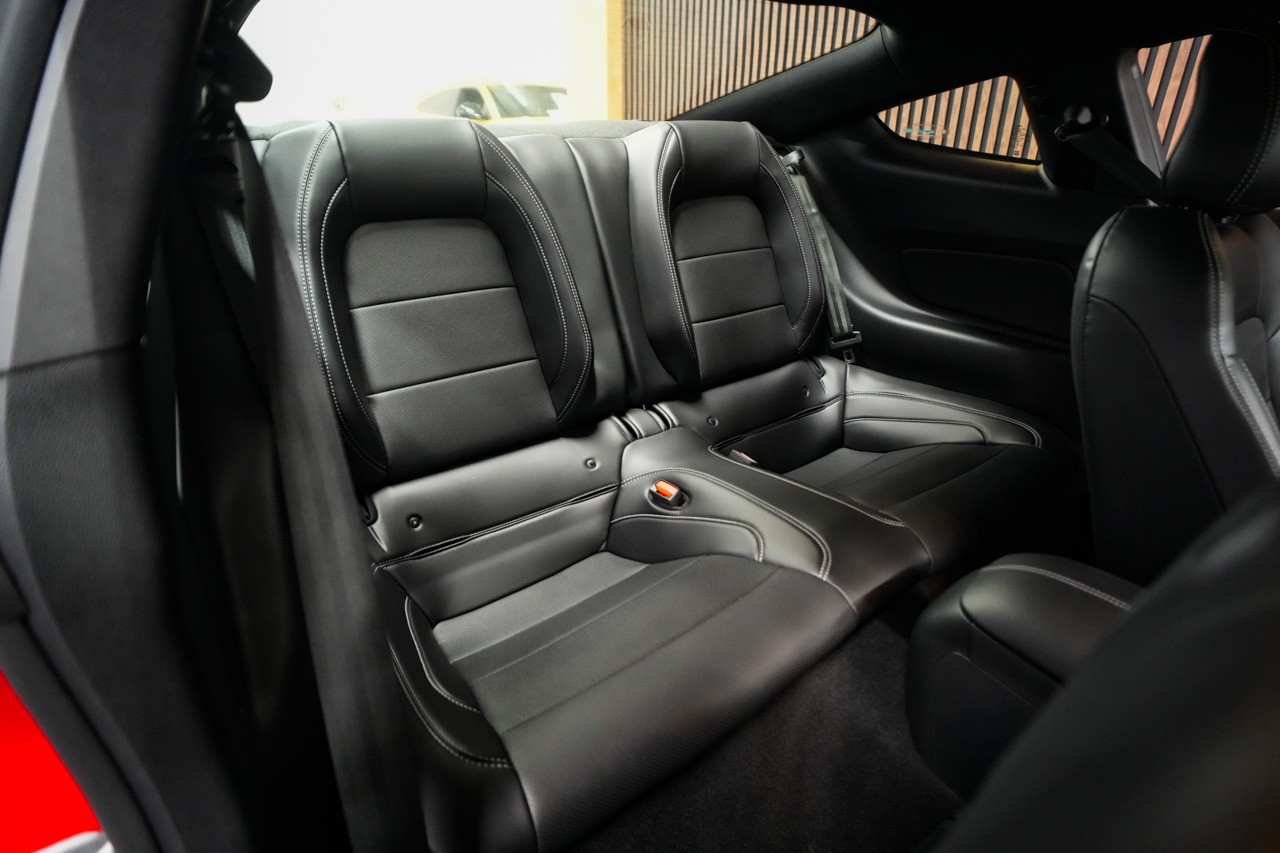 FORD Mustang Fastback 5.0 V8 GT Automat-image-15
