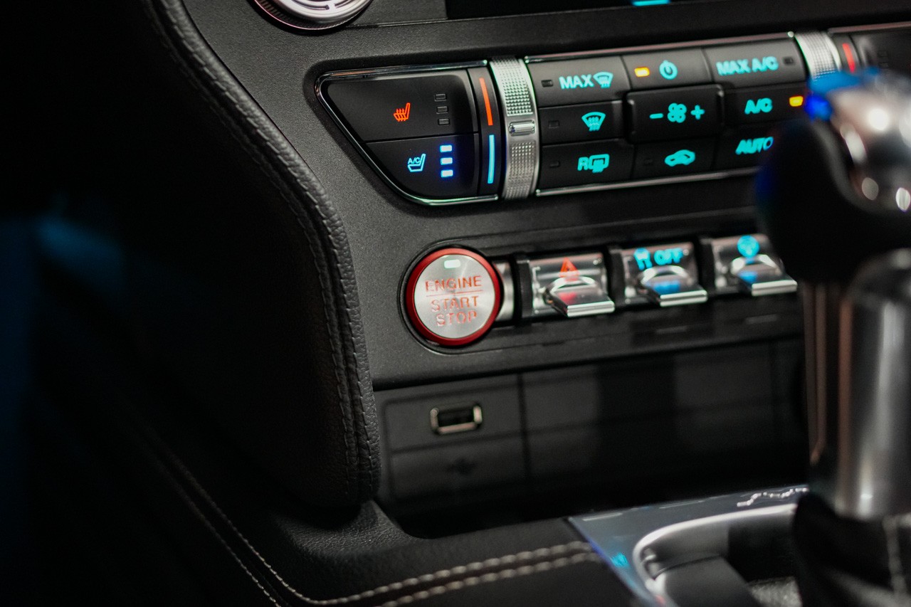 FORD Mustang Fastback 5.0 V8 GT Automat-image-20