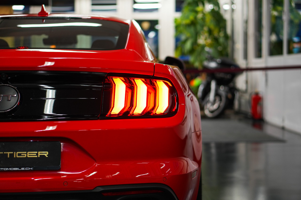 FORD Mustang Fastback 5.0 V8 GT Automat-image-7