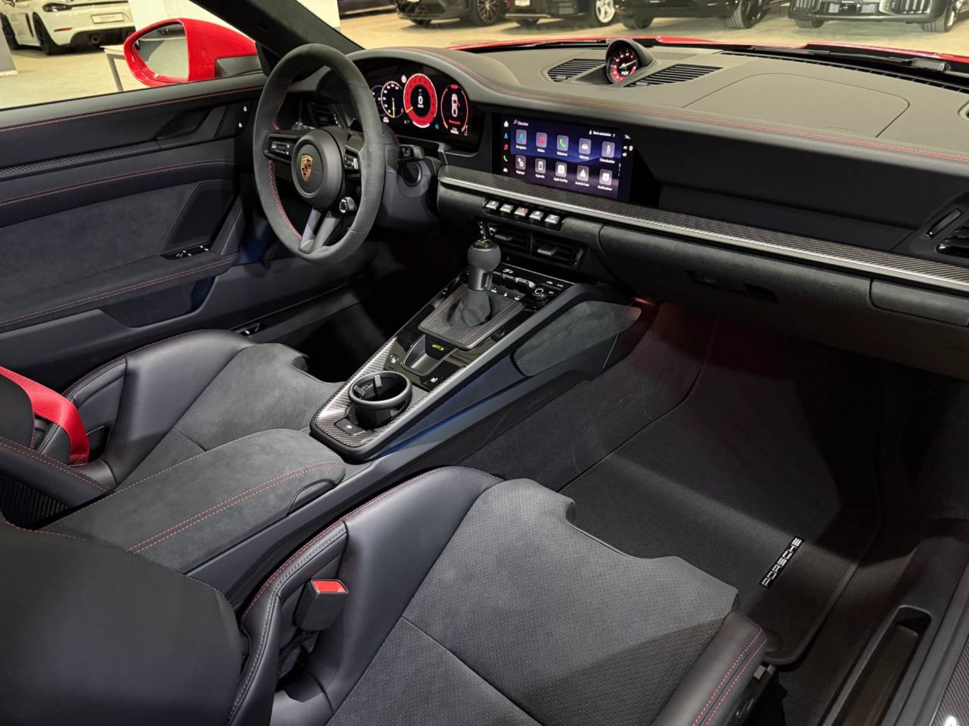 PORSCHE 911 GT3-image-14