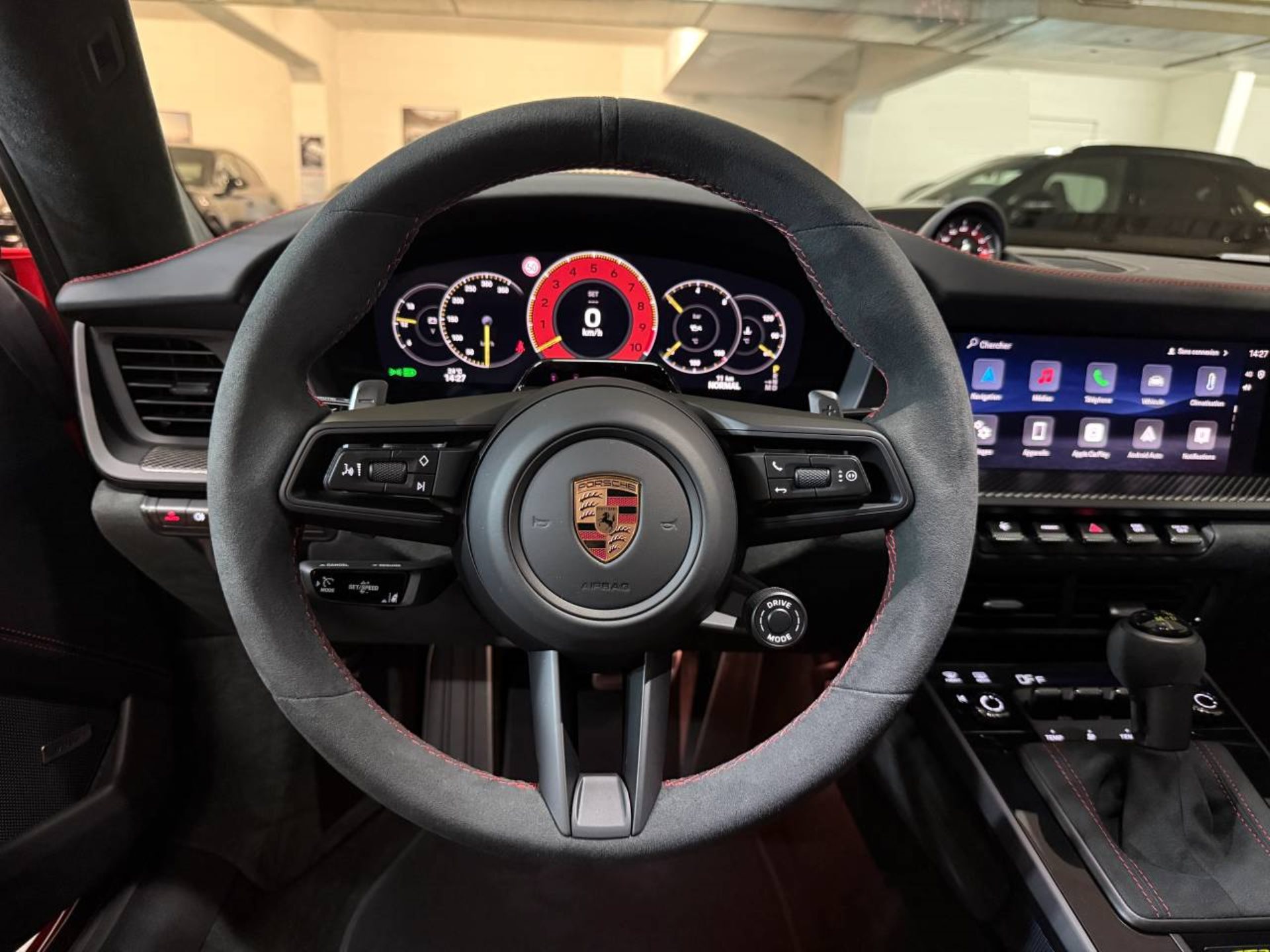 PORSCHE 911 GT3-image-10