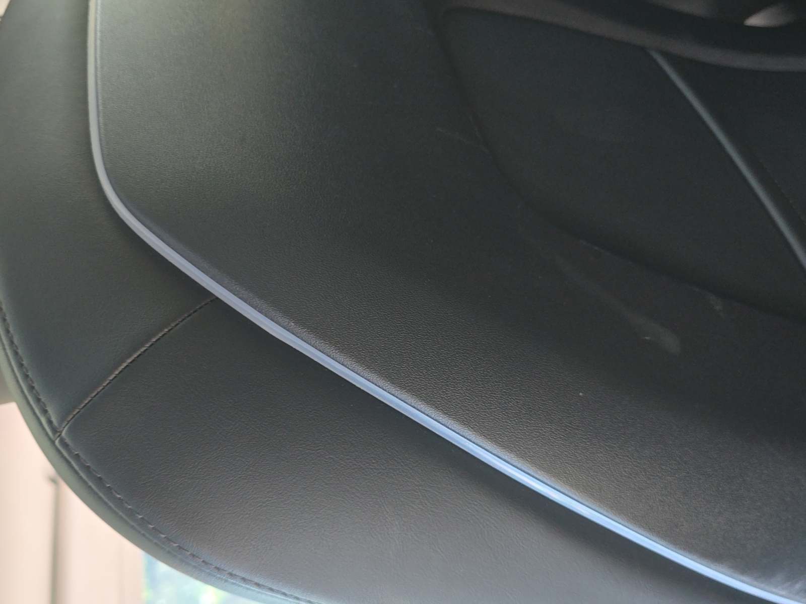 TESLA Model Y Performance 534 PS-image-16