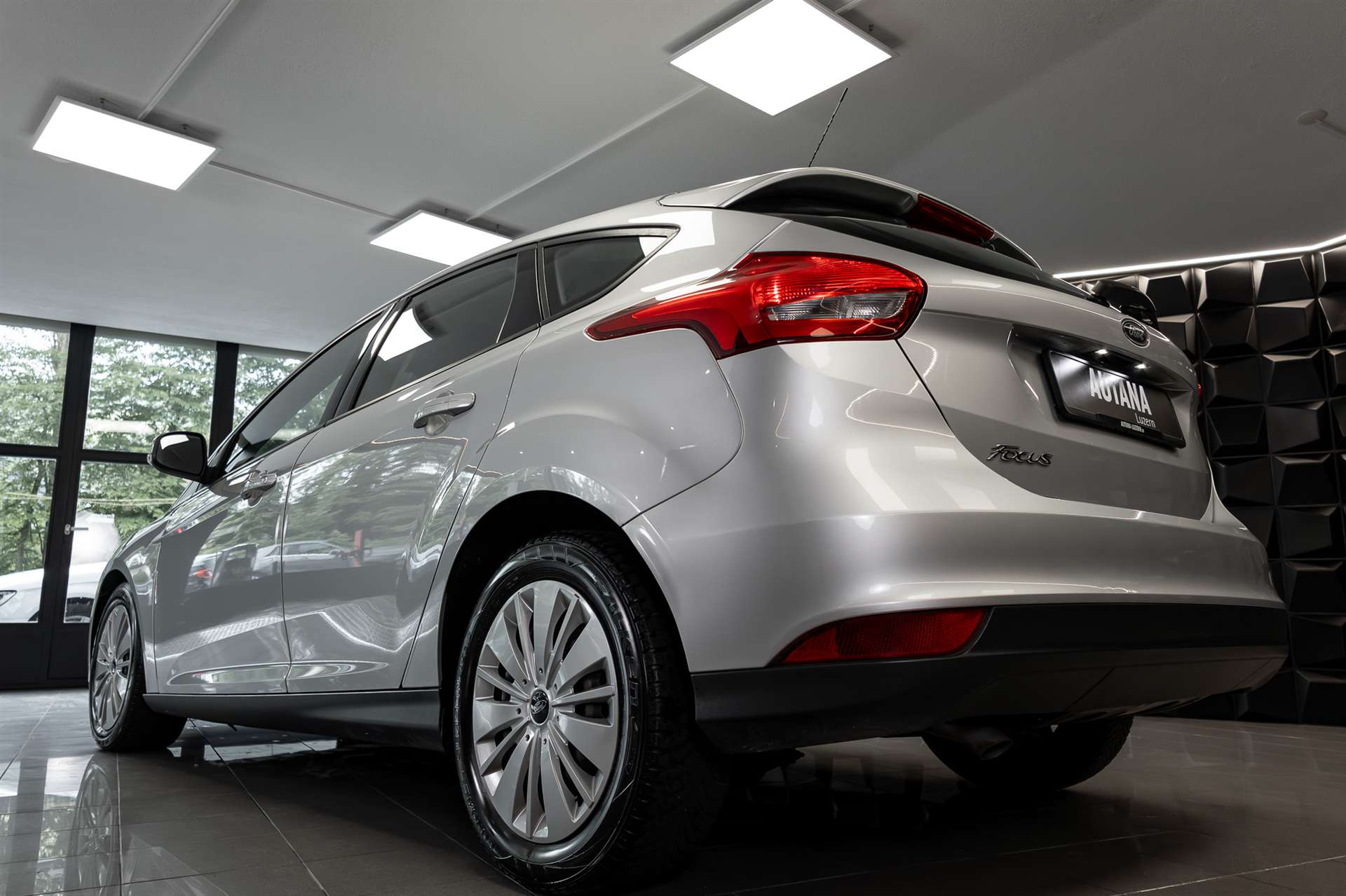 FORD Focus 1.5 TDCi Trend PowerShift-image-22