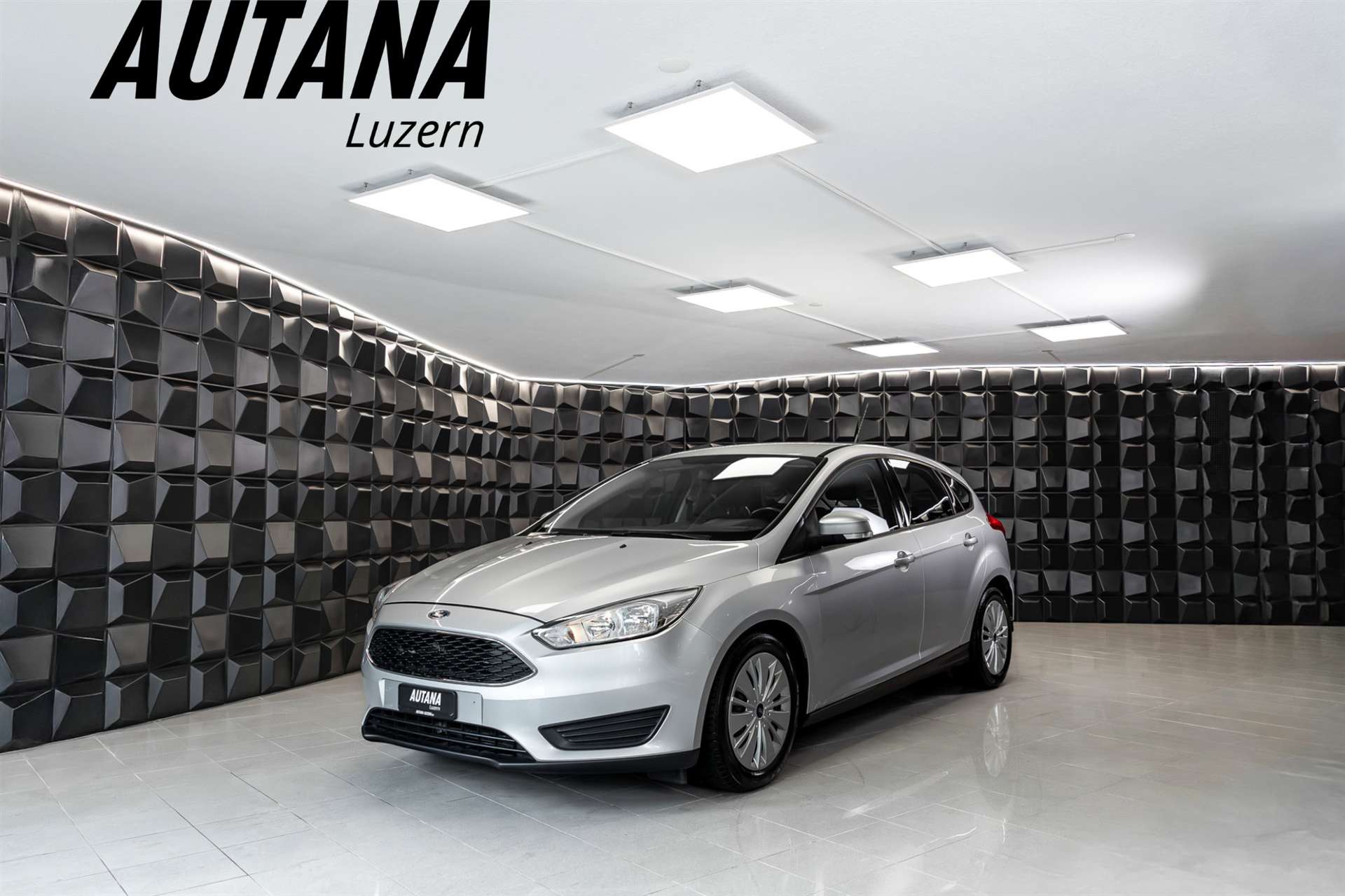 FORD Focus 1.5 TDCi Trend PowerShift-image-0
