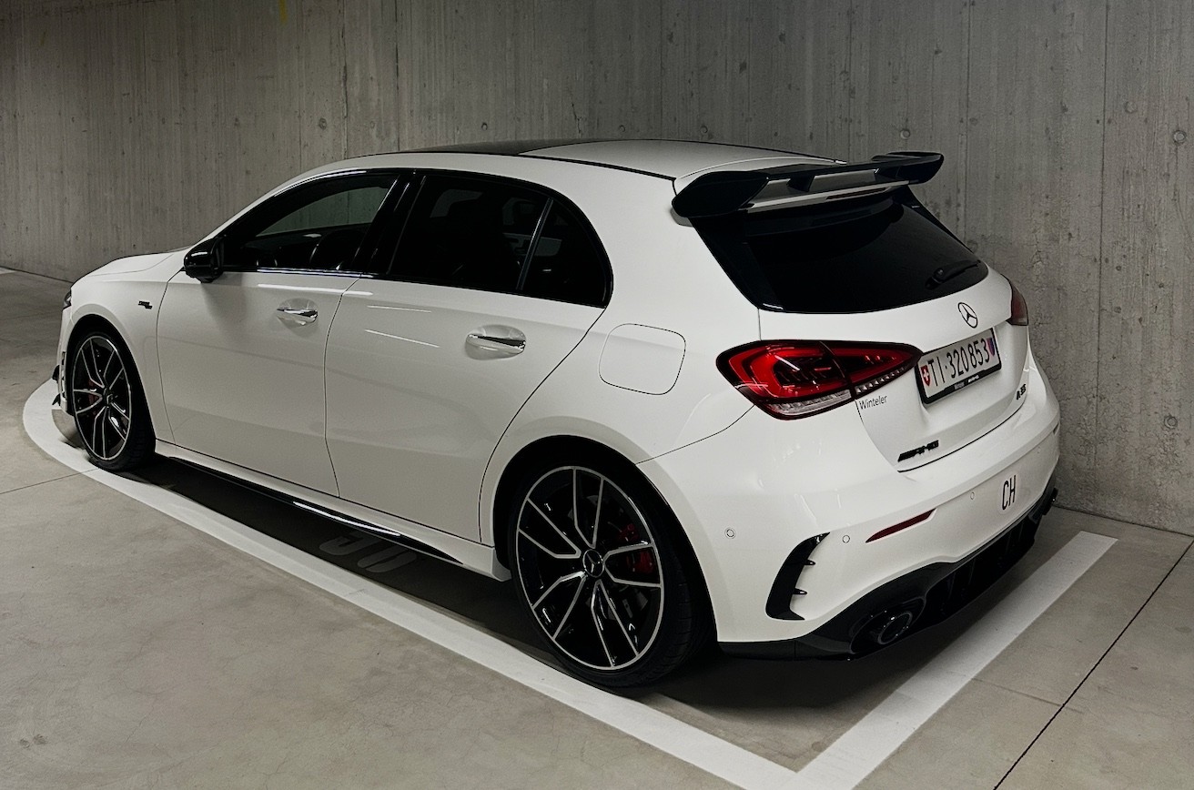 MERCEDES-BENZ A 35 AMG 4matic-image-3