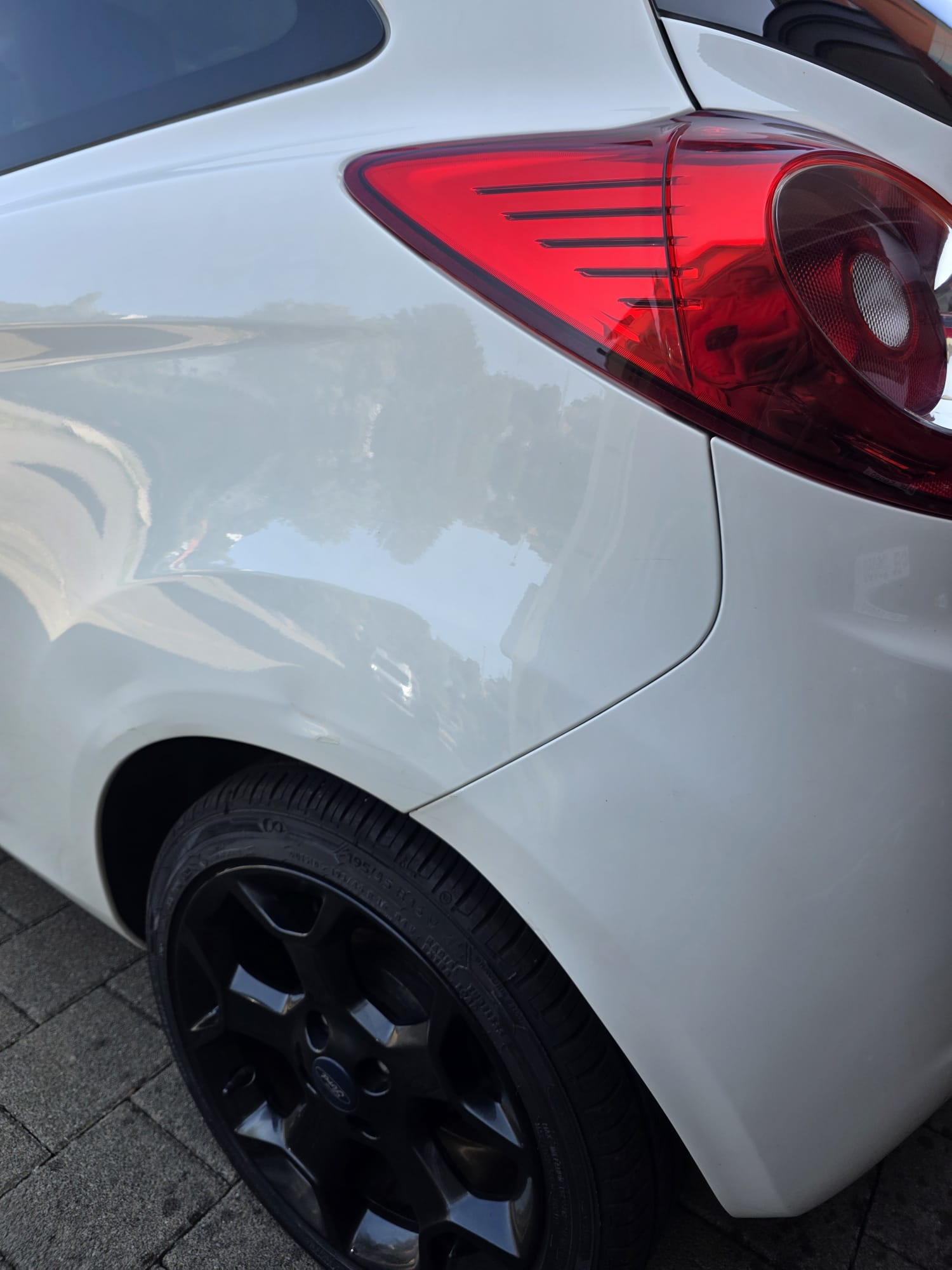 FORD 1.2 i Trend-image-4