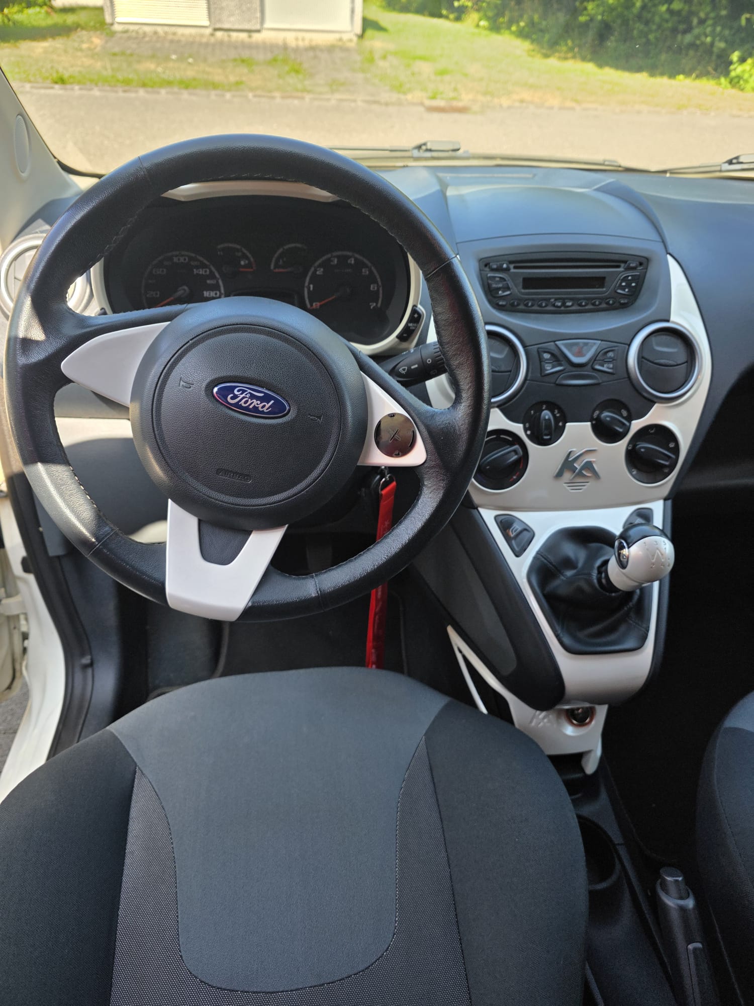 FORD 1.2 i Trend-image-2