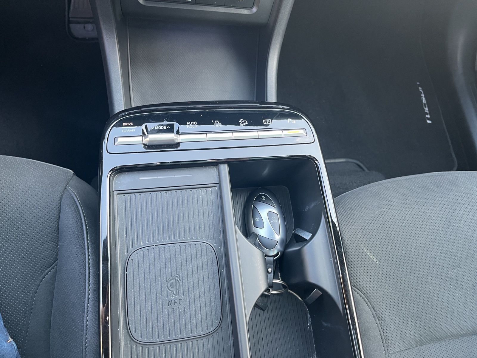 HYUNDAI Tucson 1.6 TGDI PHEV 20th Anniversary 4WD-image-10