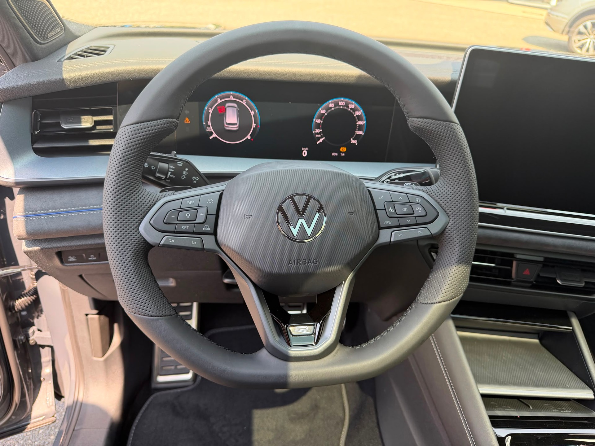 VW Tayron 2.0 TSI R-Line Plus DSG 4Motion-image-15