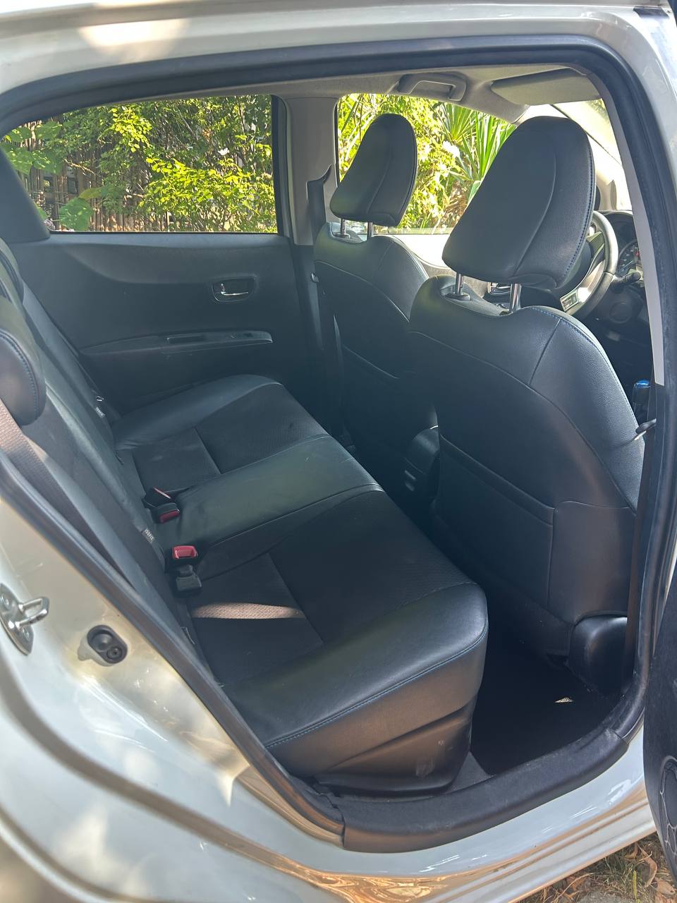 TOYOTA 1.5 VVT-i HSD Sol Premium-image-4