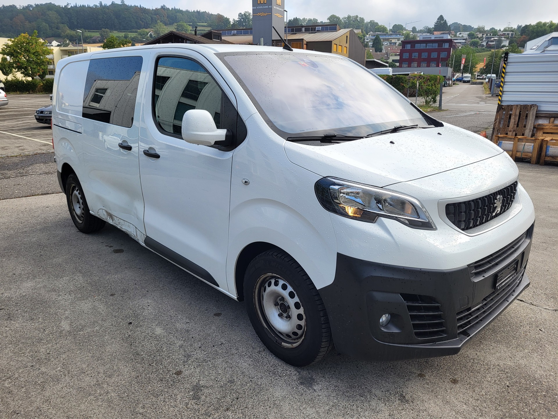 PEUGEOT Expert 2.0 BlueHDi 180 S&S Active Standard EAT6-image-8