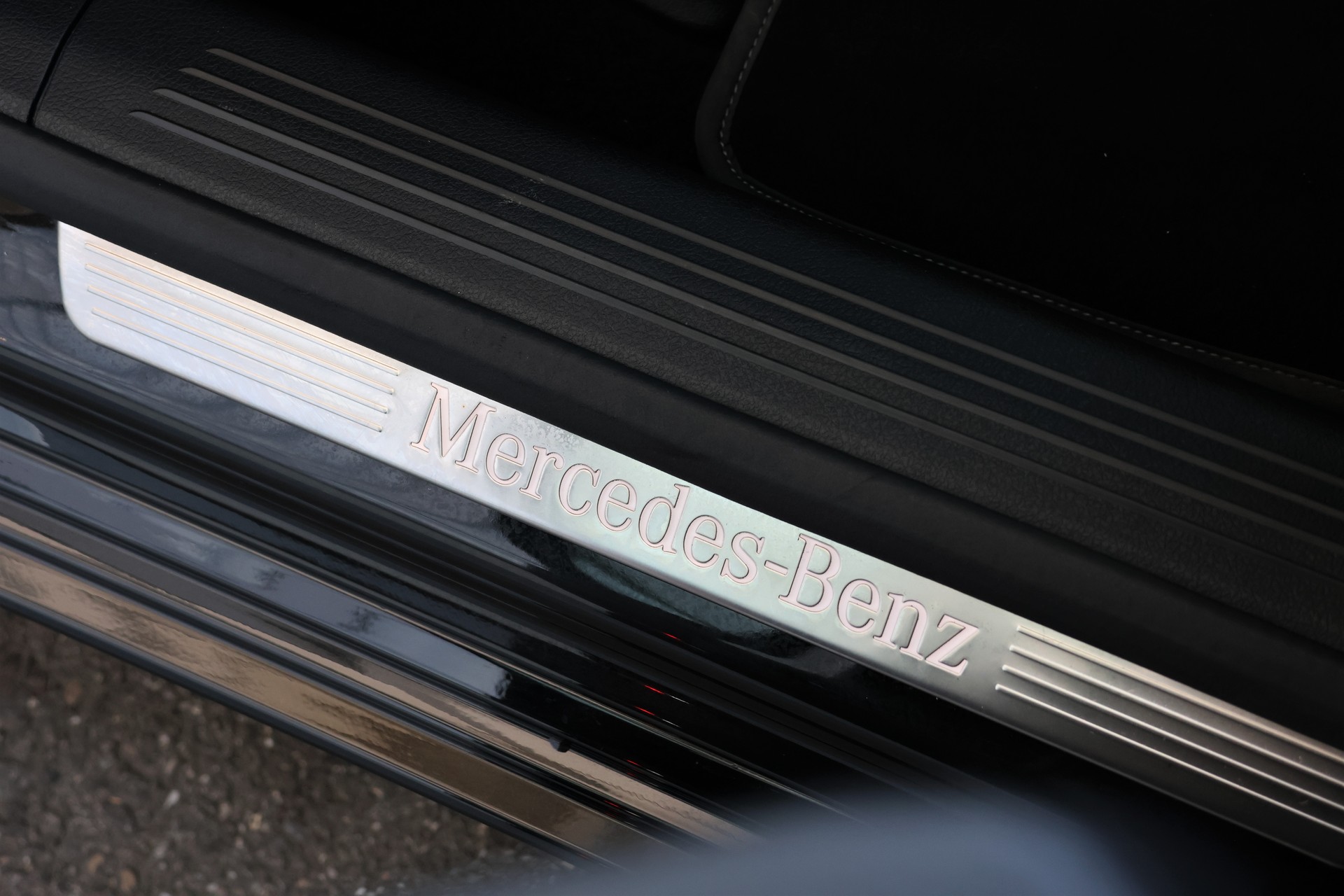 MERCEDES-BENZ A 250e Progressive 8G-DCT (CH)-image-18
