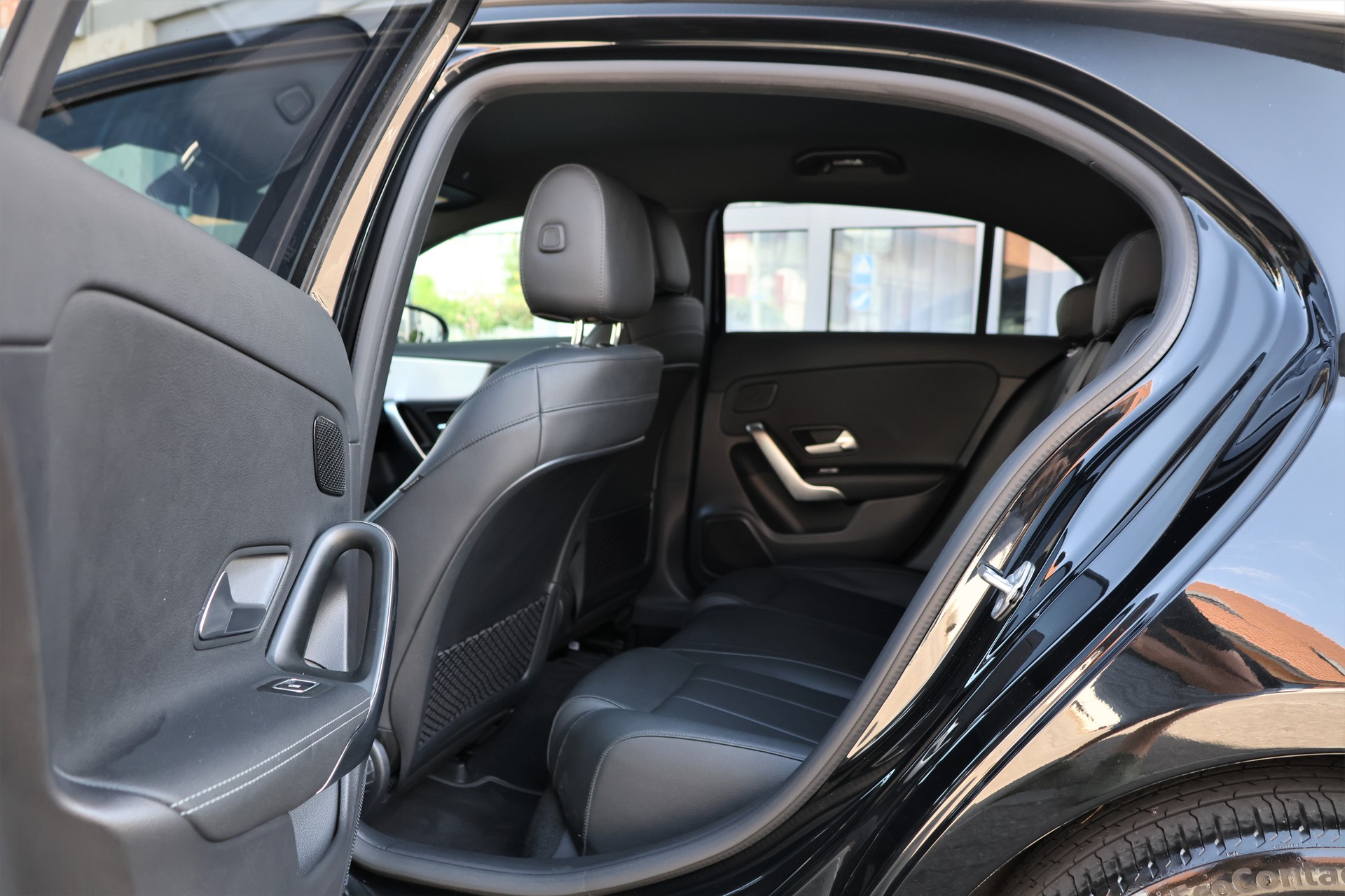 MERCEDES-BENZ A 250e Progressive 8G-DCT (CH)-image-11