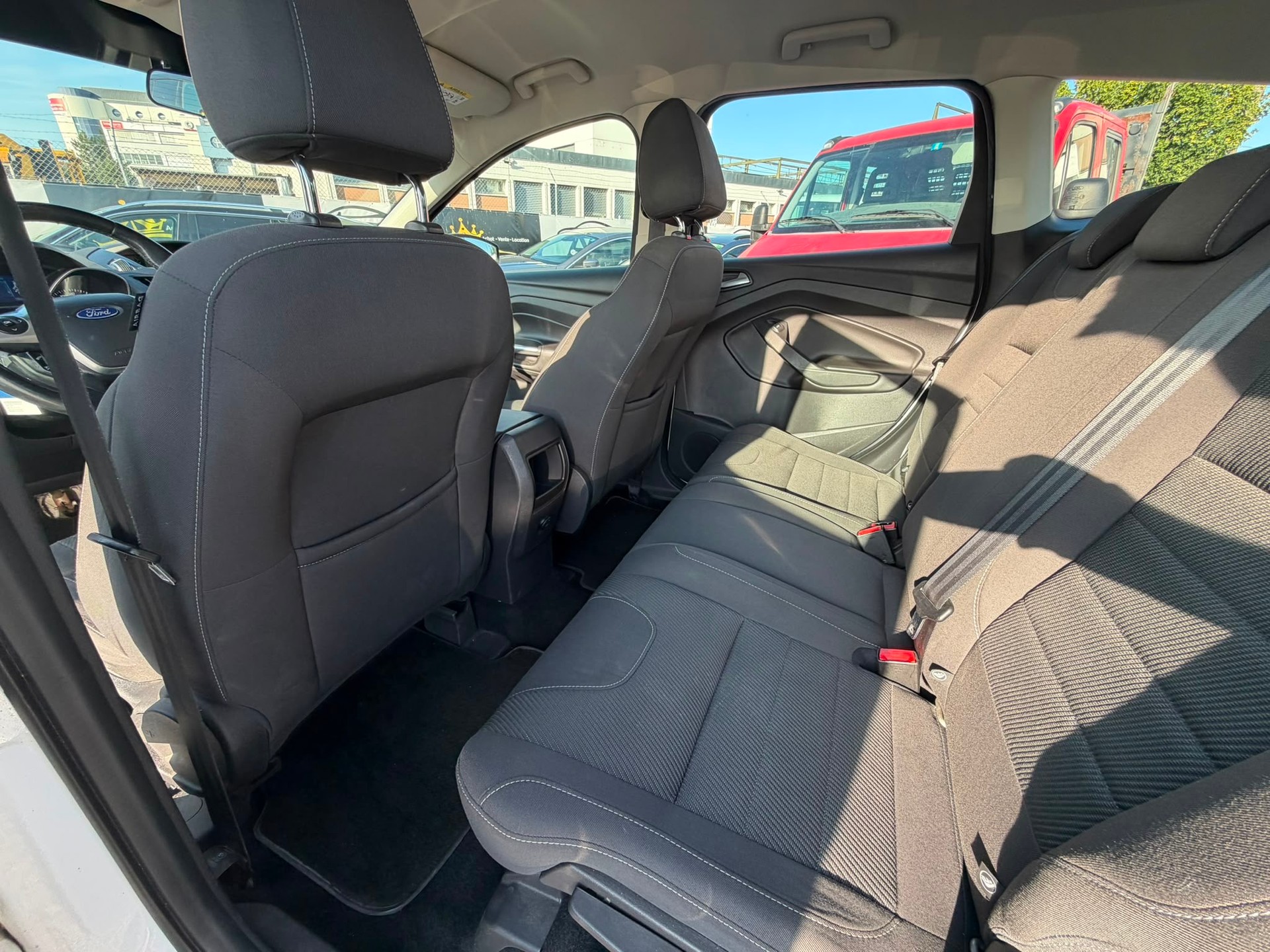 FORD Kuga 2.0 TDCi Titanium S 4WD PowerShift-image-15