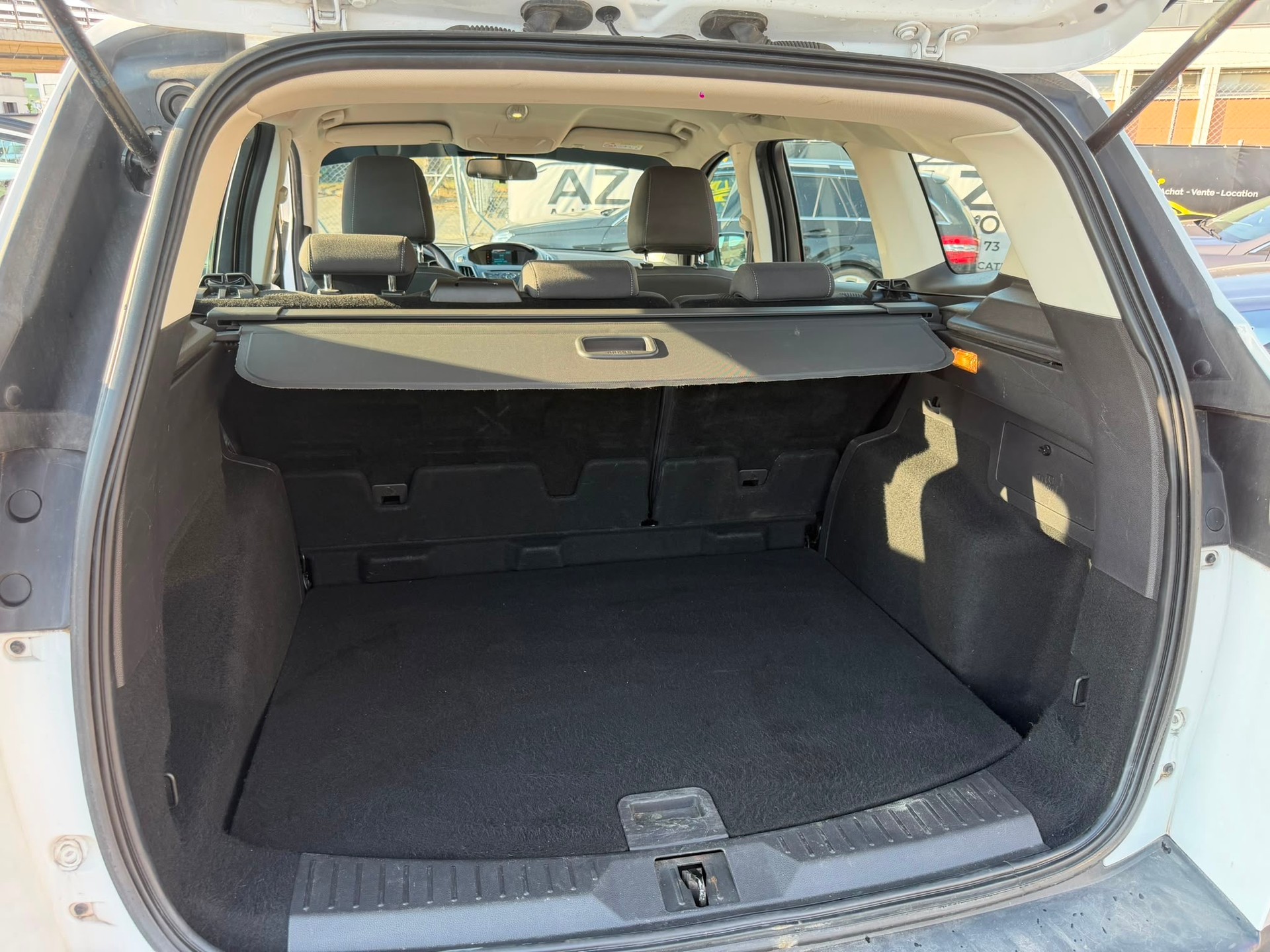 FORD Kuga 2.0 TDCi Titanium S 4WD PowerShift-image-16