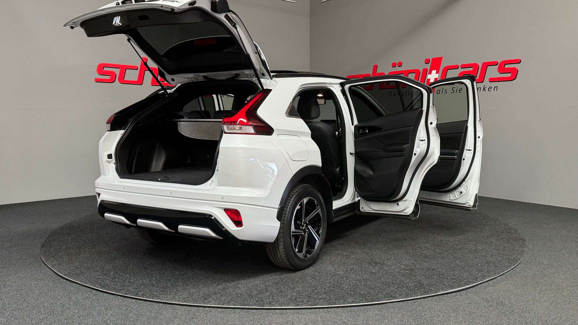 MITSUBISHI Eclipse Cross 2.4 PHEV Diamond 4WD-image-6