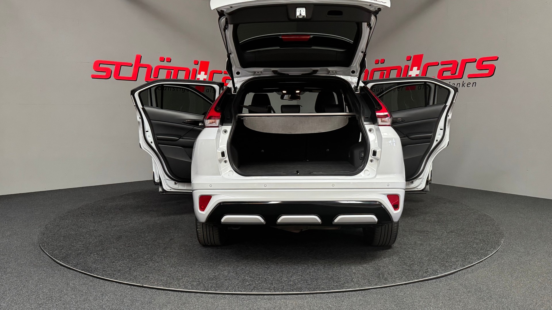 MITSUBISHI Eclipse Cross 2.4 PHEV Diamond 4WD-image-5