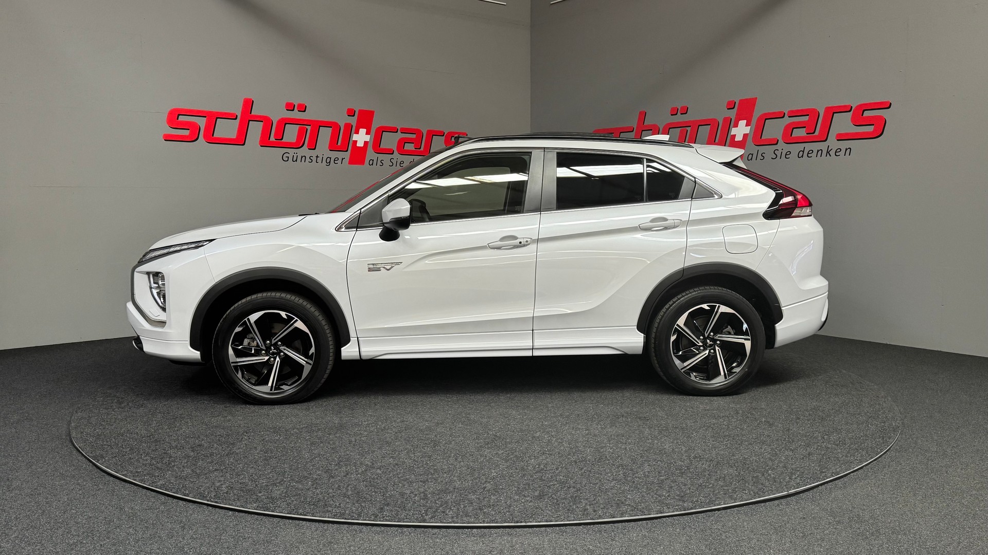 MITSUBISHI Eclipse Cross 2.4 PHEV Diamond 4WD-image-2