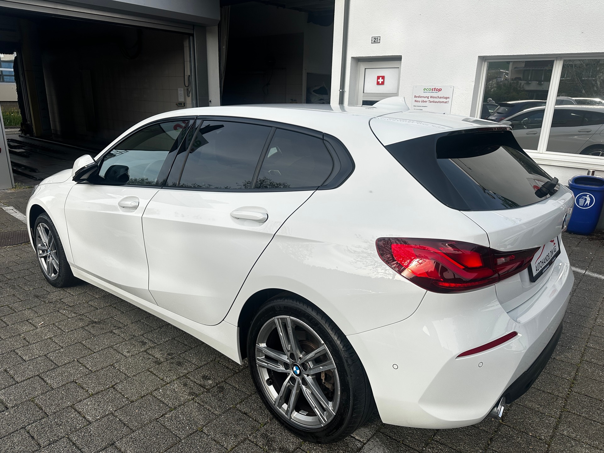 BMW 116d Steptronic M Sport-image-3