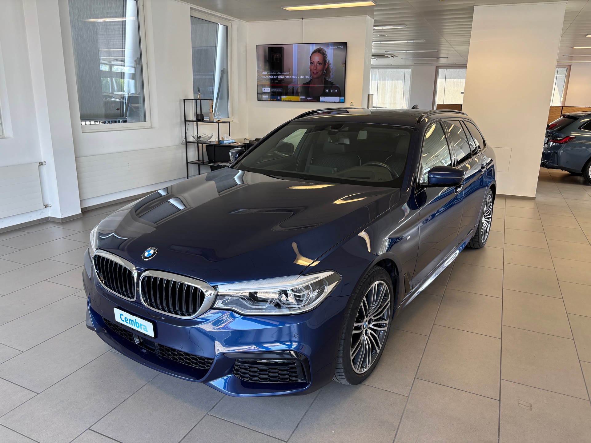 BMW 540i xDrive Touring M-Sport-image-0