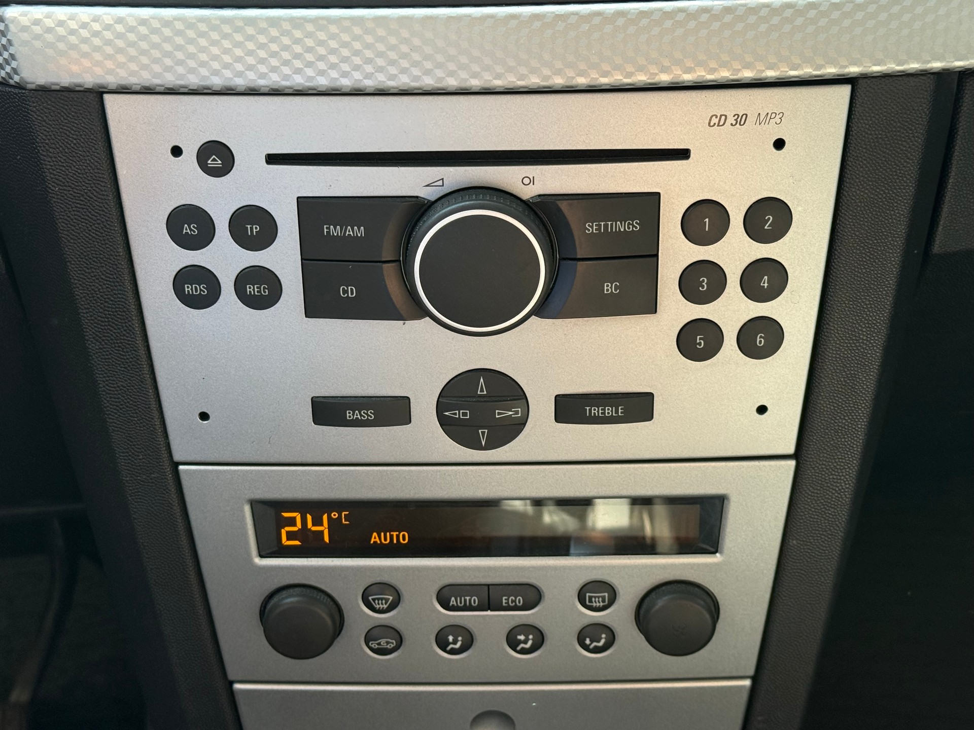 OPEL Meriva 1.6i-16 TP Cosmo-image-16