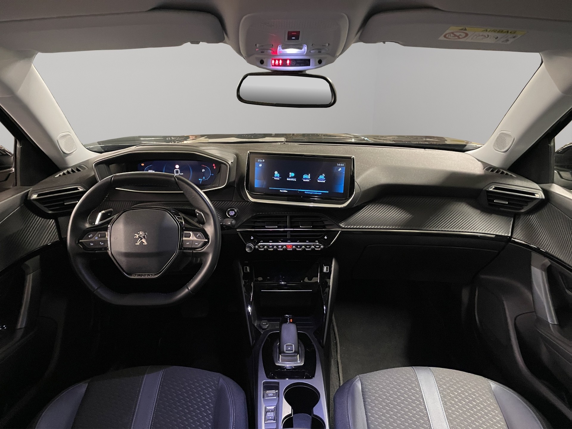 PEUGEOT 2008 1.2 PureTech 130 Active-image-7