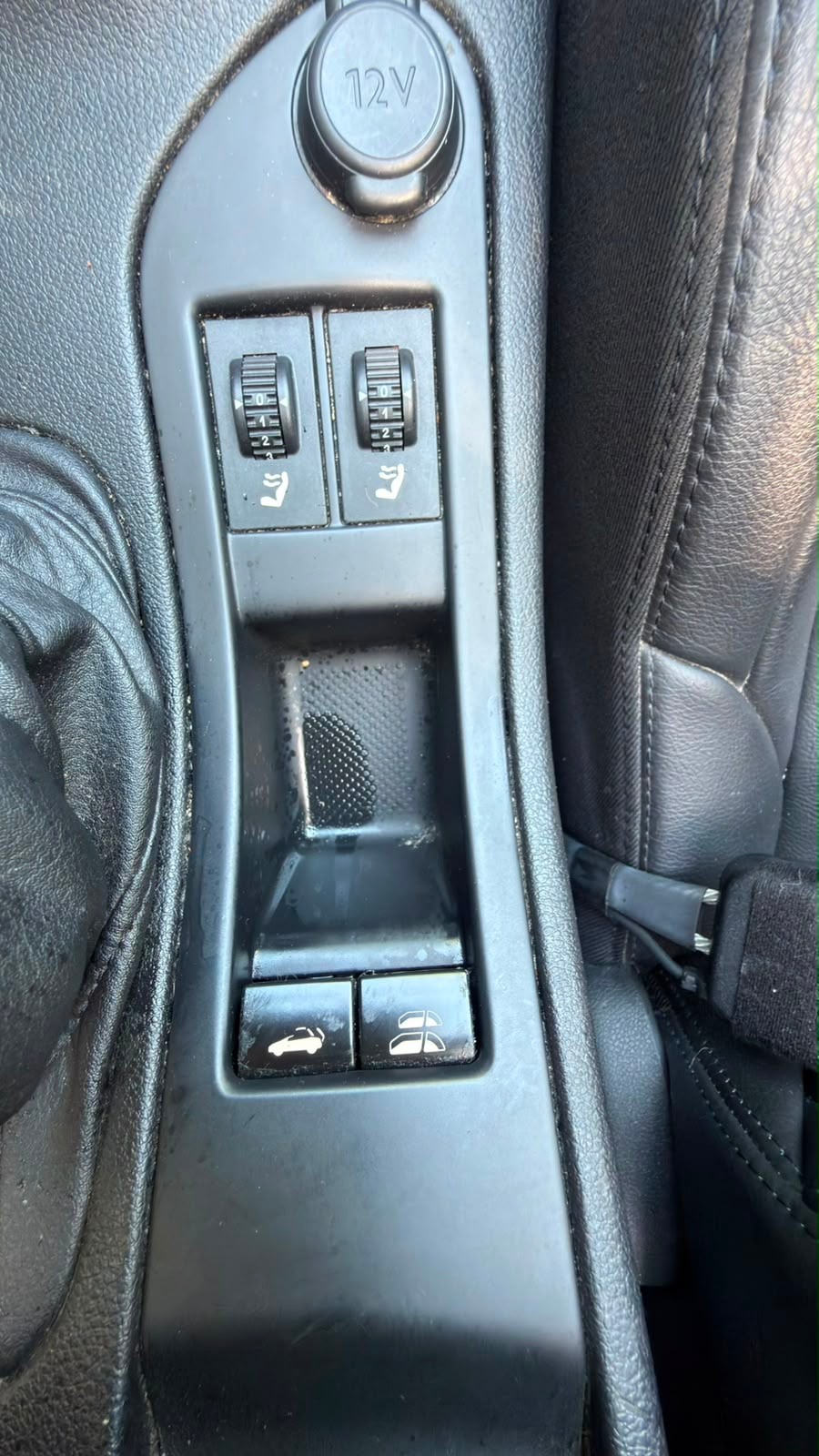 PEUGEOT CC 2.0 HDI-image-5