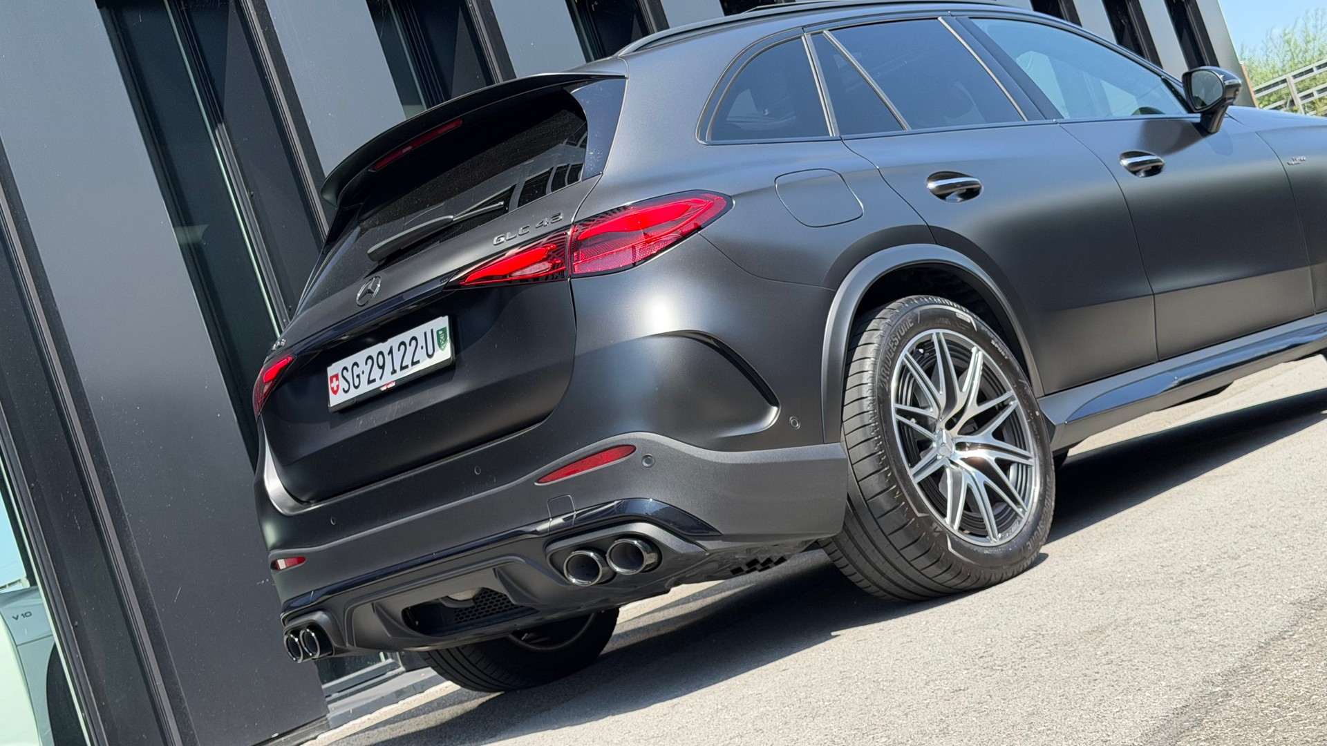 MERCEDES-BENZ GLC 43 AMG Executive Edition ♦️NP 115'327.-* Sehr selten mit AMG Performance Sitze*Topzustand♦️-image-1