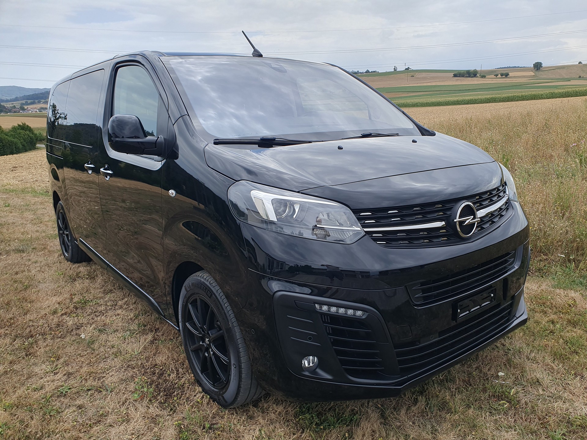 OPEL Zafira Life 2.0 CDTI Business Elegance M Automatik-image-0