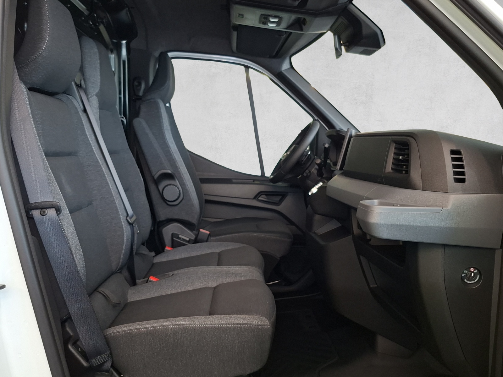 NISSAN Interstar 3.5 Kaw. L2H2 2.0 dCi 150 Acenta-image-11