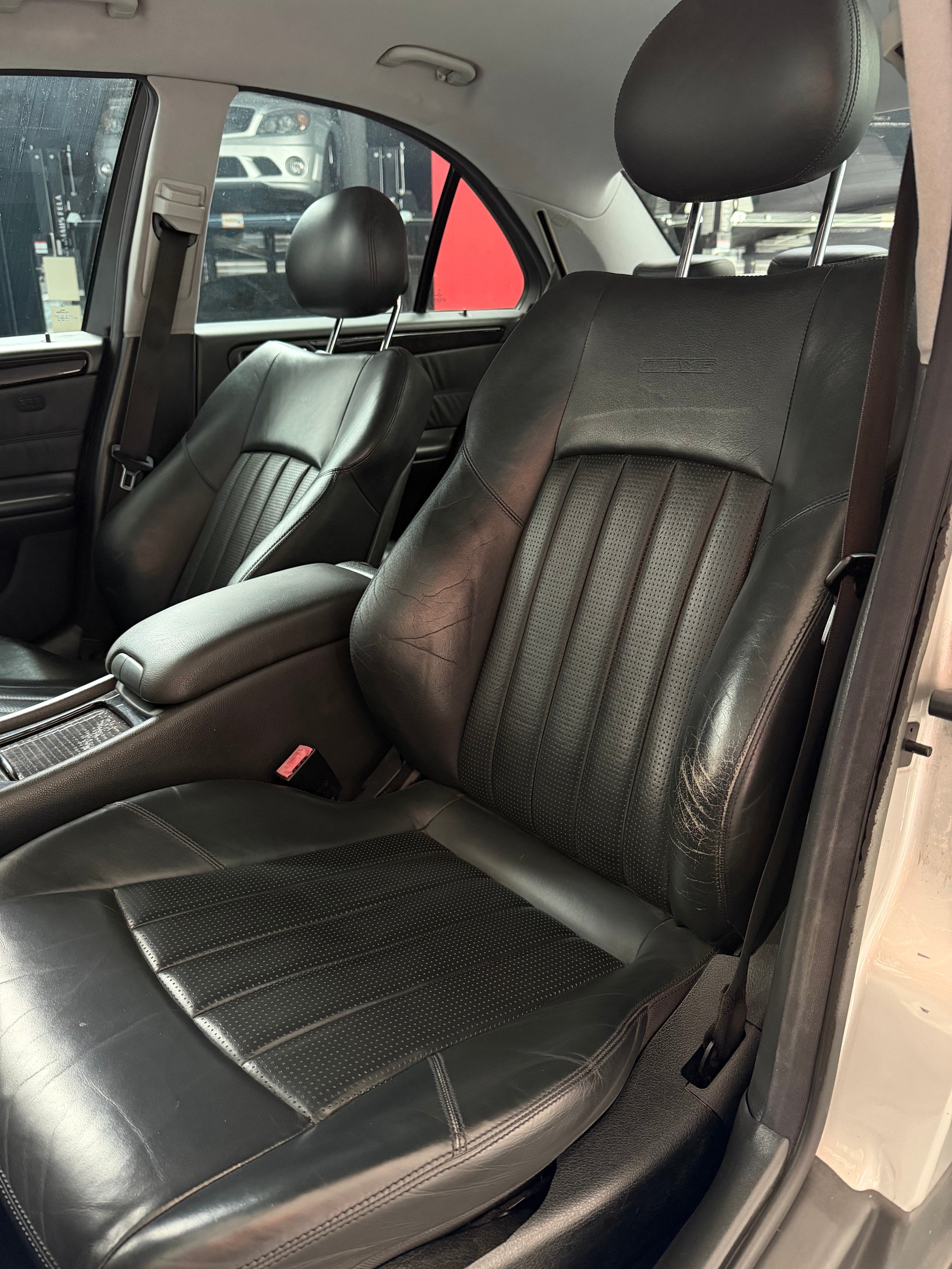 MERCEDES-BENZ C 32 AMG Automatic-image-4