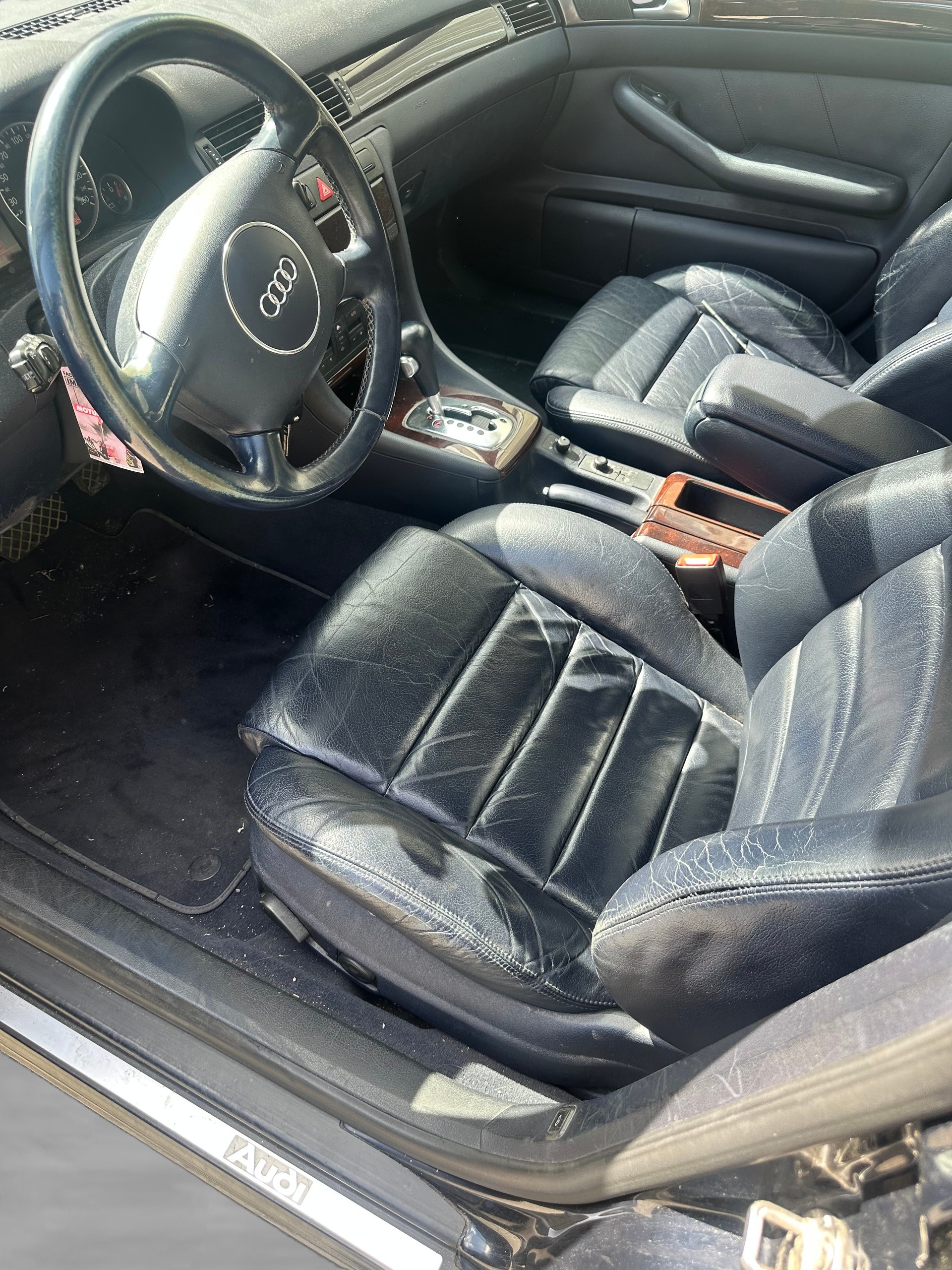 AUDI A6 Avant 3.0-image-6