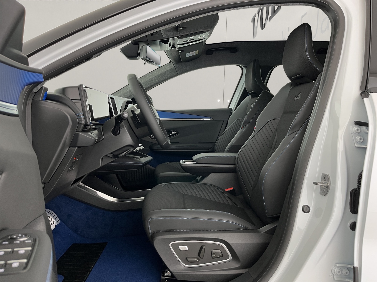 RENAULT Scénic E-Tech esprit Alpine-image-7