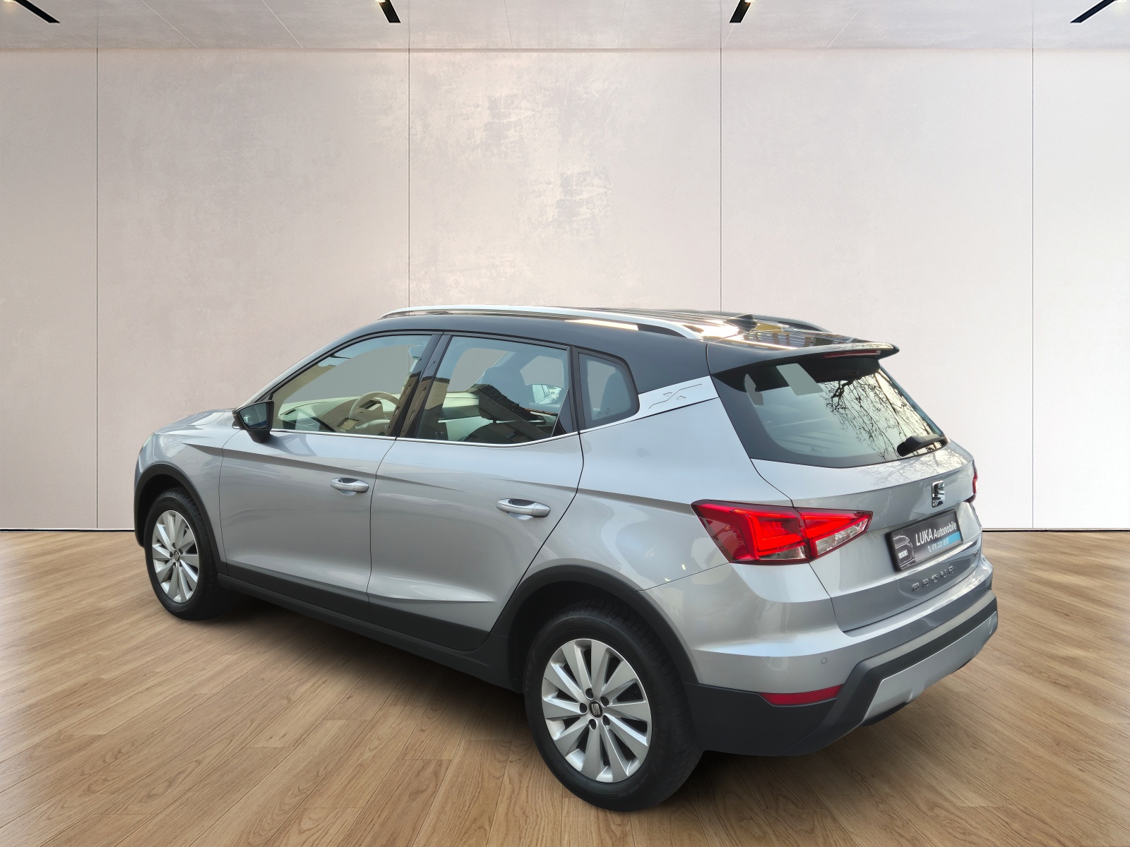 SEAT ARONA-image-2