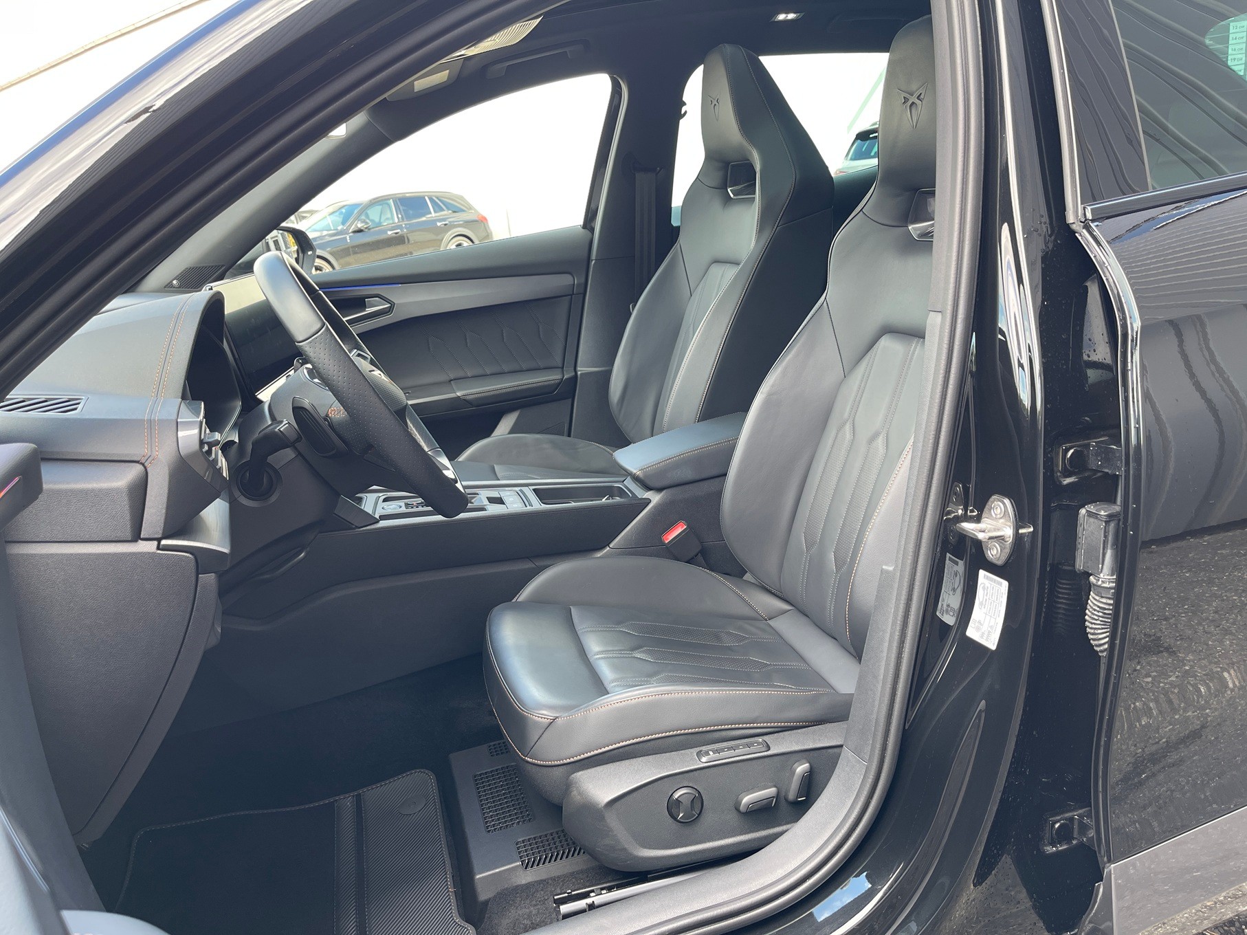 CUPRA Formentor 2.0TSI VZ DSG-image-6