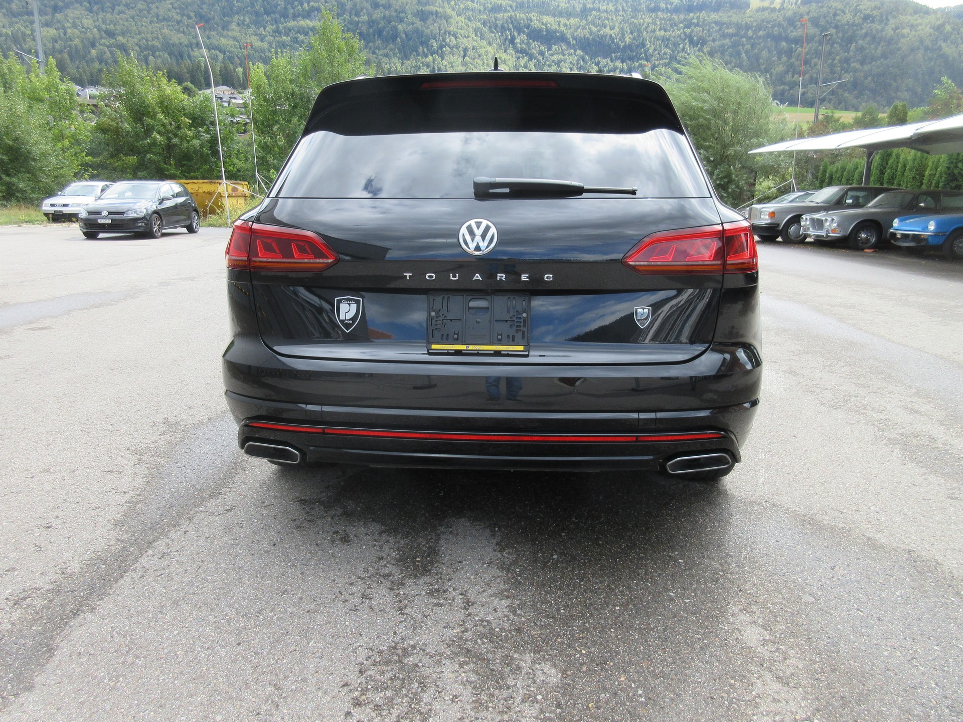 VW Touareg 3.0 TDI R Line Tiptronic-image-5