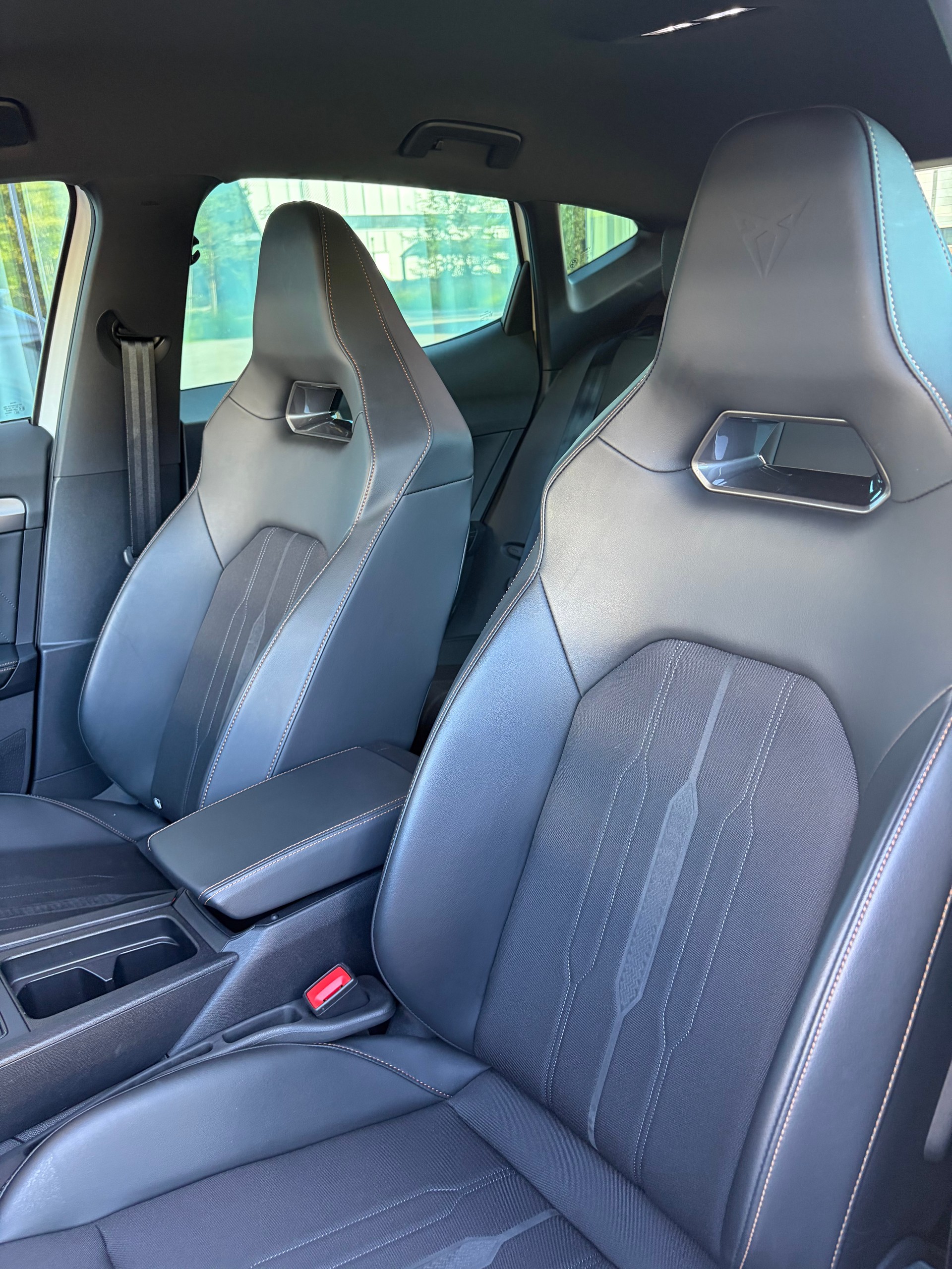 CUPRA 2.0 TSI VZ 4Drive DSG-image-11