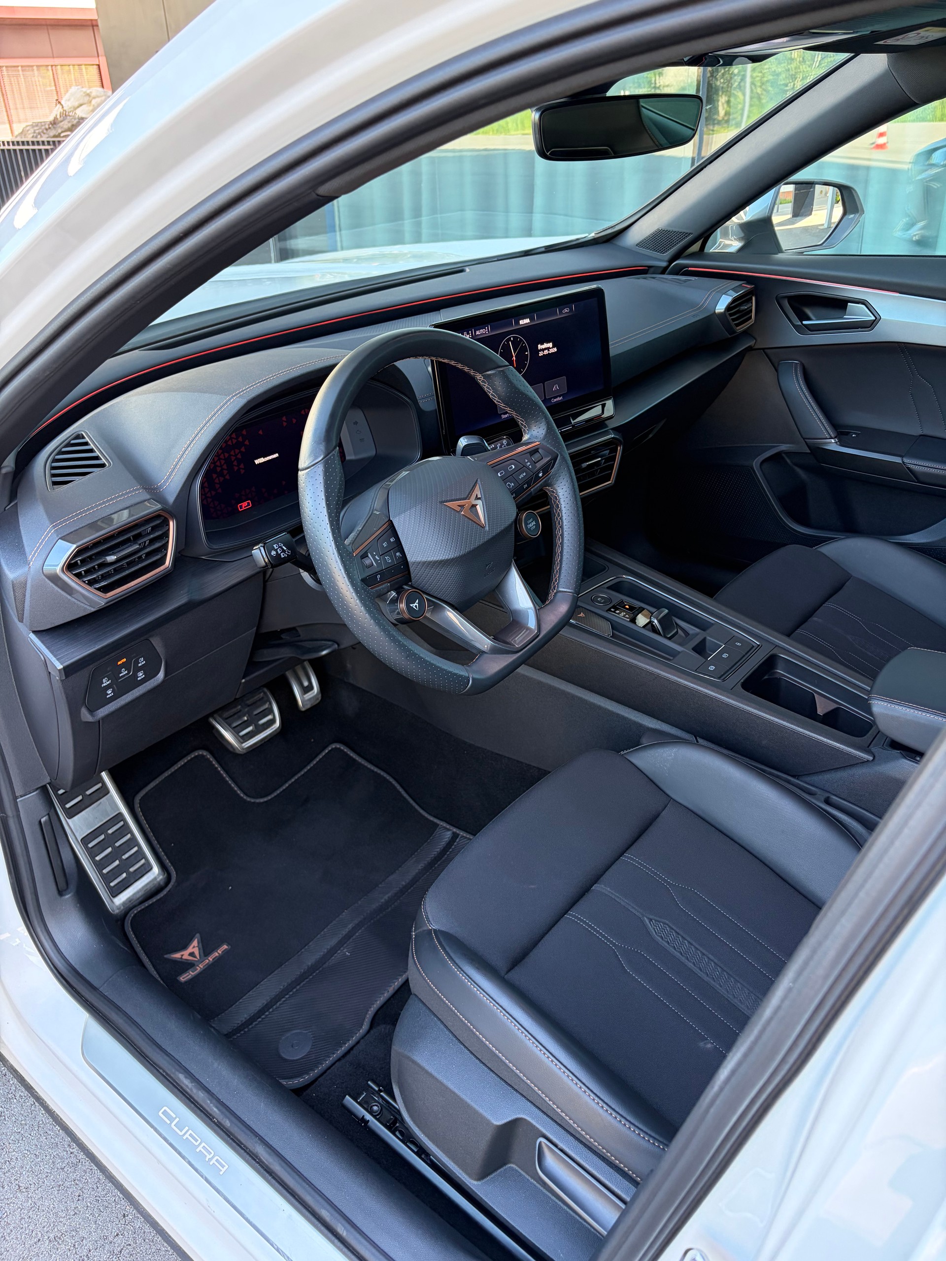 CUPRA 2.0 TSI VZ 4Drive DSG-image-10