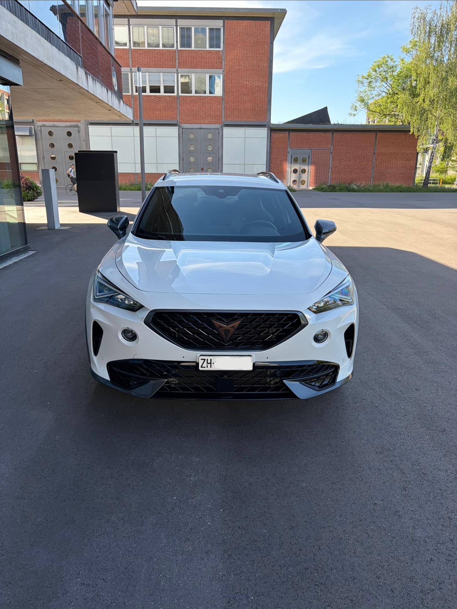 CUPRA 2.0 TSI VZ 4Drive DSG-image-1