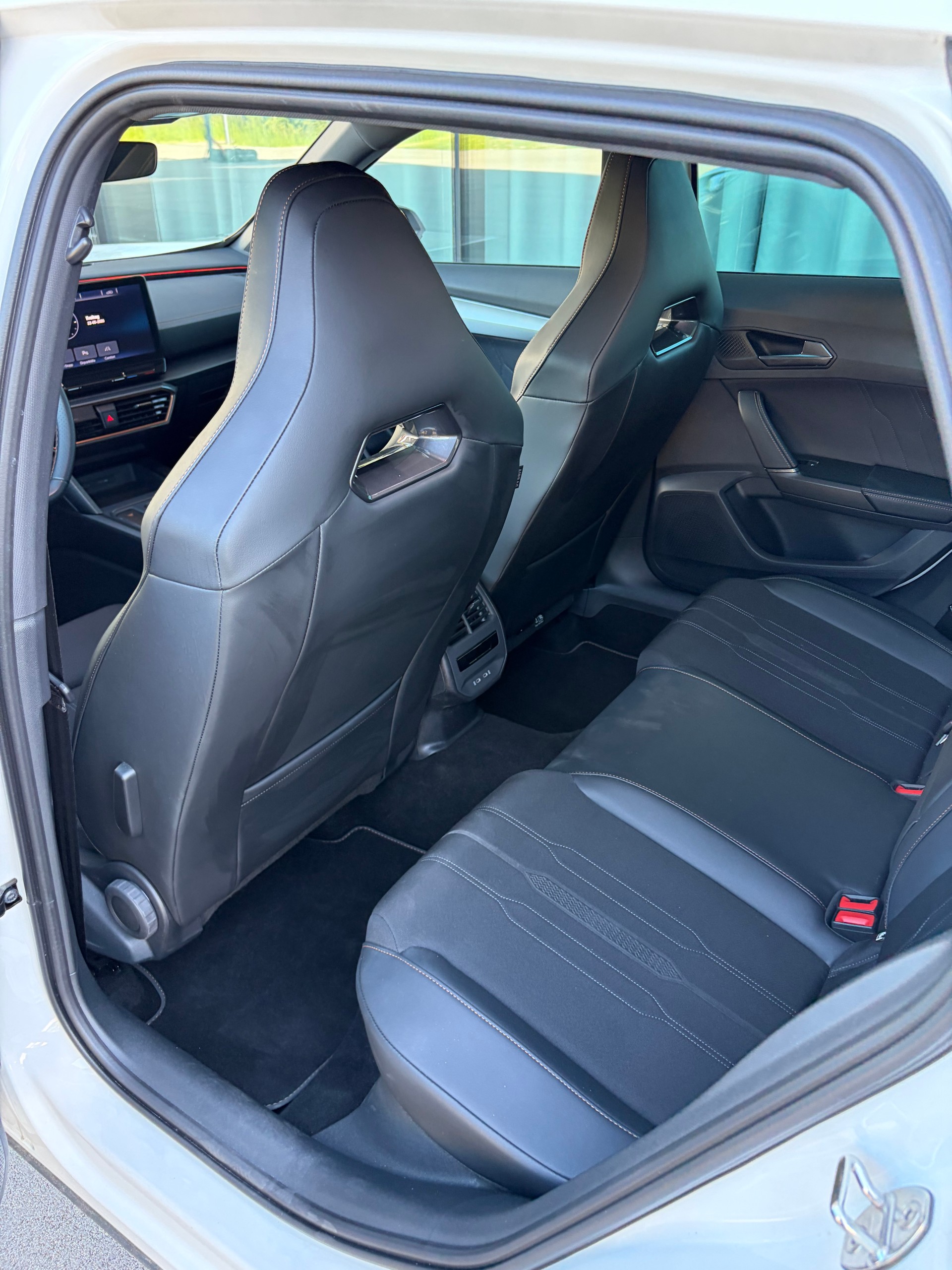 CUPRA 2.0 TSI VZ 4Drive DSG-image-9