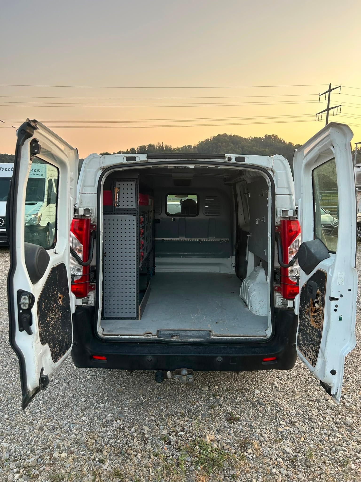 CITROEN Jumpy 2.0 HDi 12 L2H1-image-12