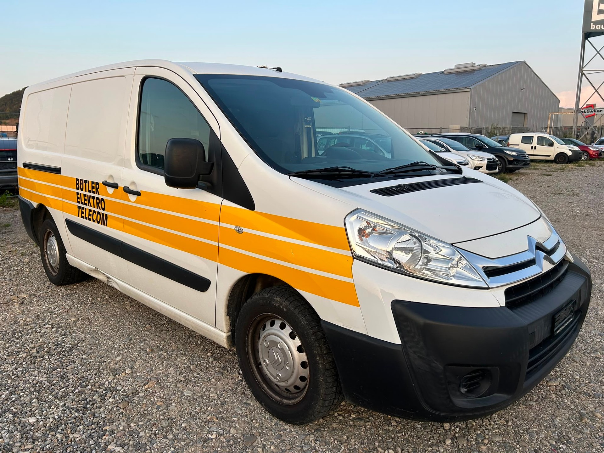 CITROEN Jumpy 2.0 HDi 12 L2H1-image-1